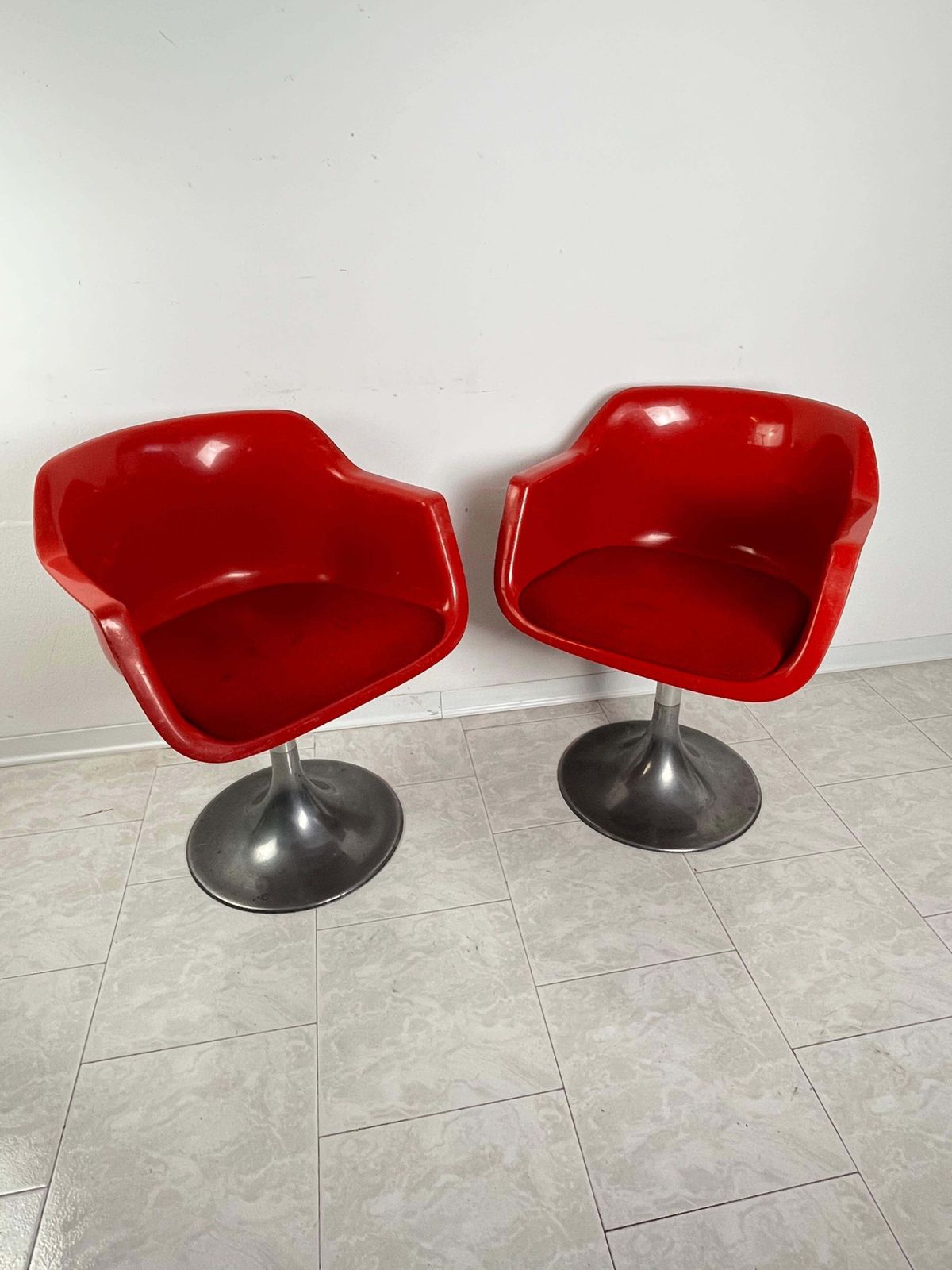 Set Of 2 Vintage Swivel Armchairs By Albert Jacob For Grosfillex 1980s photo furniture