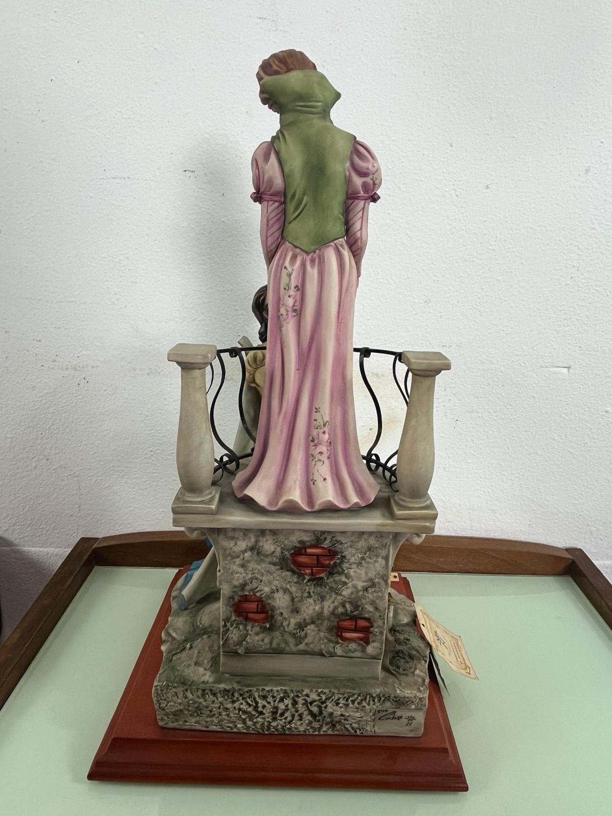 Large Mid Century Capodimonte Porcelain "Romeo And Juliet", 1960s photo vinterior