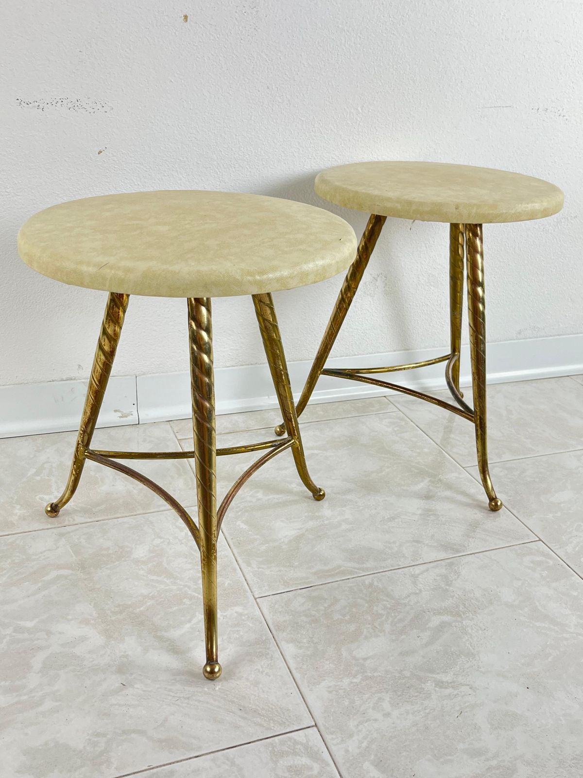 photo furniture Set Of 2 Mid Century Brass Stools Attributed To Paolo Buffa 1950s