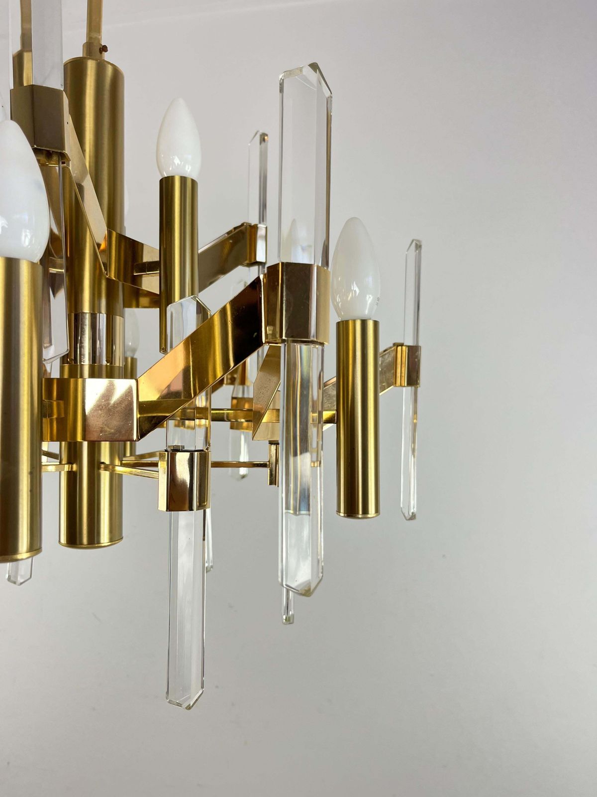 9 Light Chandelier By Gaetano Sciolari In Golden Brass And Crystal, 1970s photo buy