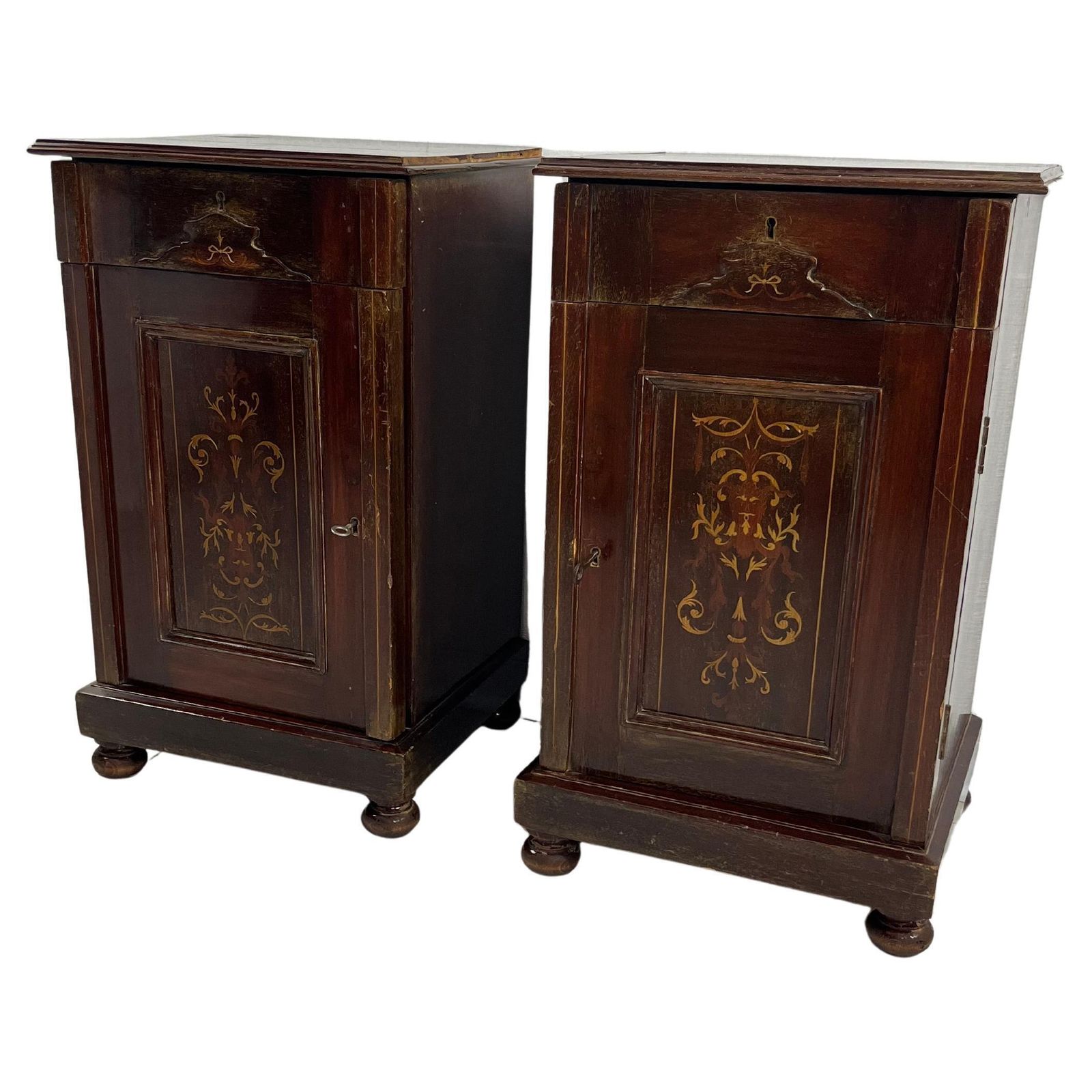 Set Of 2 English Edwardian Bedside Tables With Inlays, 1930s