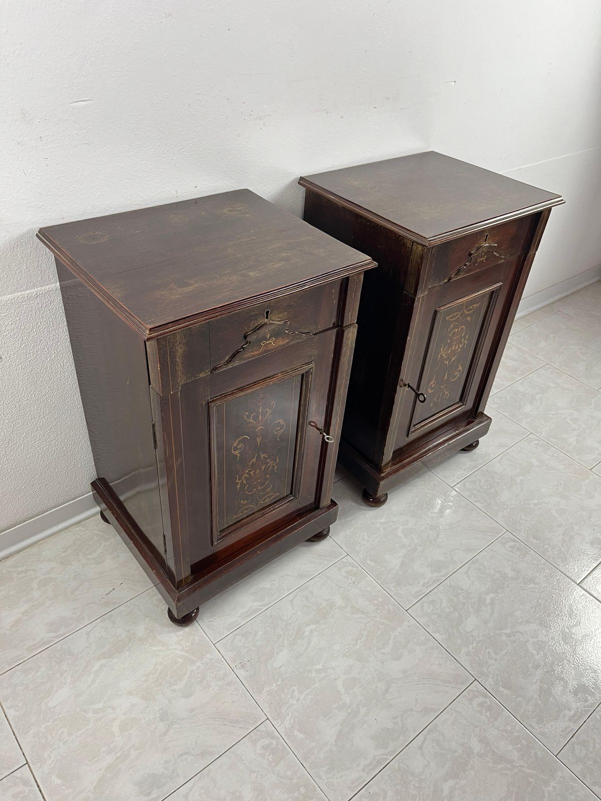 Set Of 2 English Edwardian Bedside Tables With Inlays, 1930s photo 1195.0