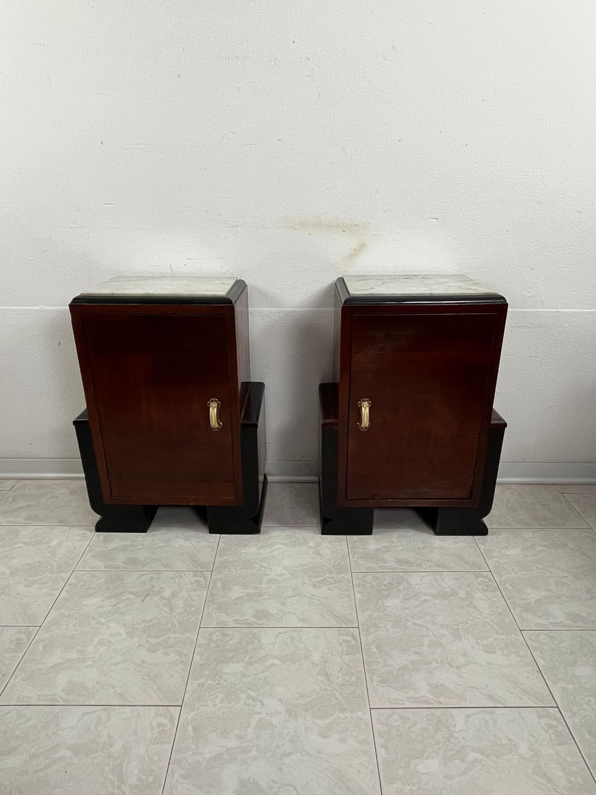 Set Of 2 Italian Art Deco Bedside Tables With Marble Top, 1930s photo Furniture