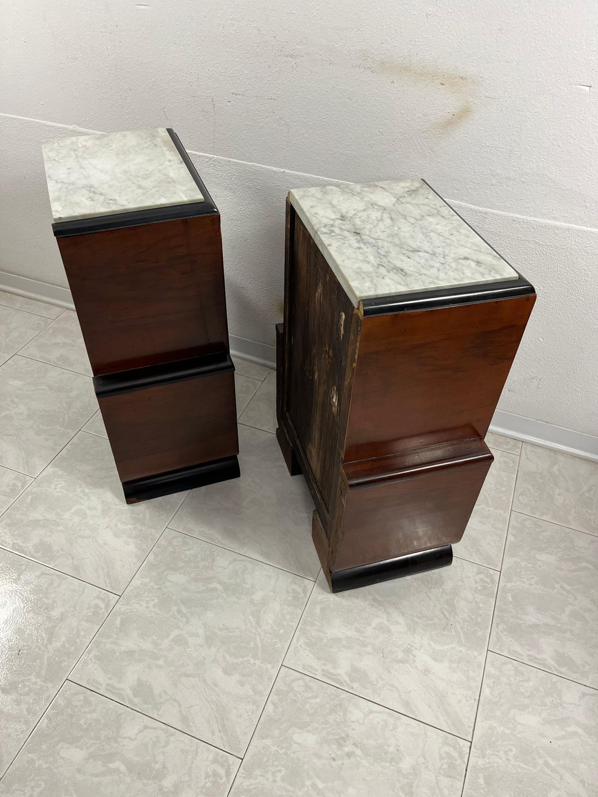 photo vinterior Set Of 2 Italian Art Deco Bedside Tables With Marble Top, 1930s
