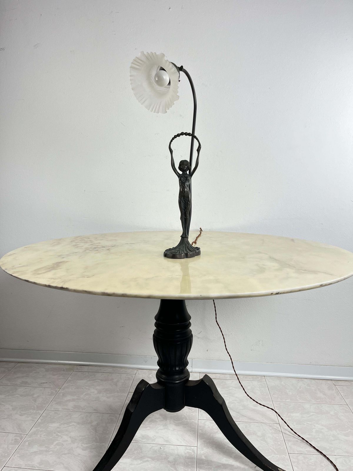 Table Lamp With Art Deco Bronze Statuette And White Art Glass Tulip Bowl 1940s photo 640.0