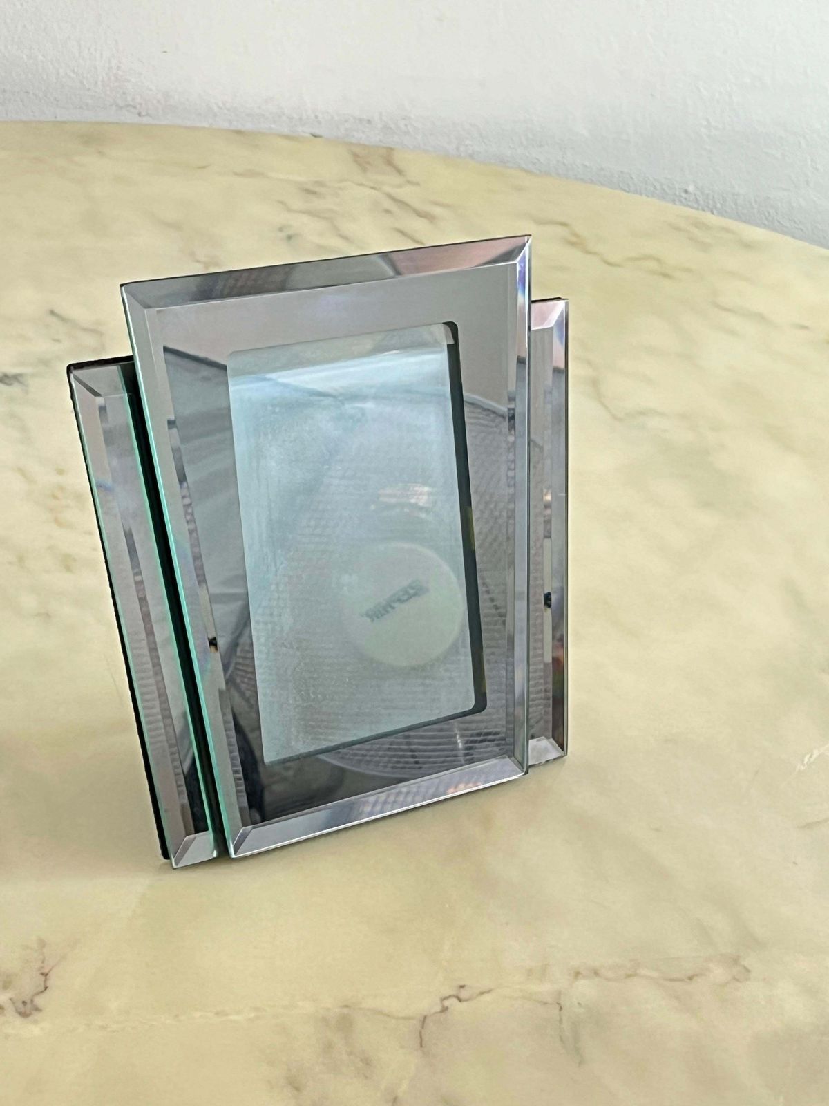 462.0 Art Deco 1940s Mirrored Glass Photo Holder photo