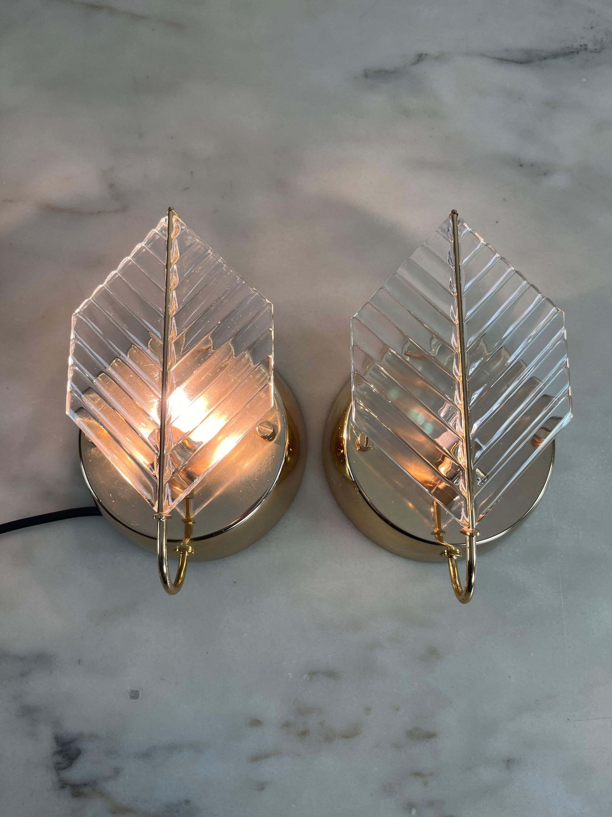 photo for sale Set Of 2 Wall Lamps In Brass And Murano Glass, Zero Quattro 1970s