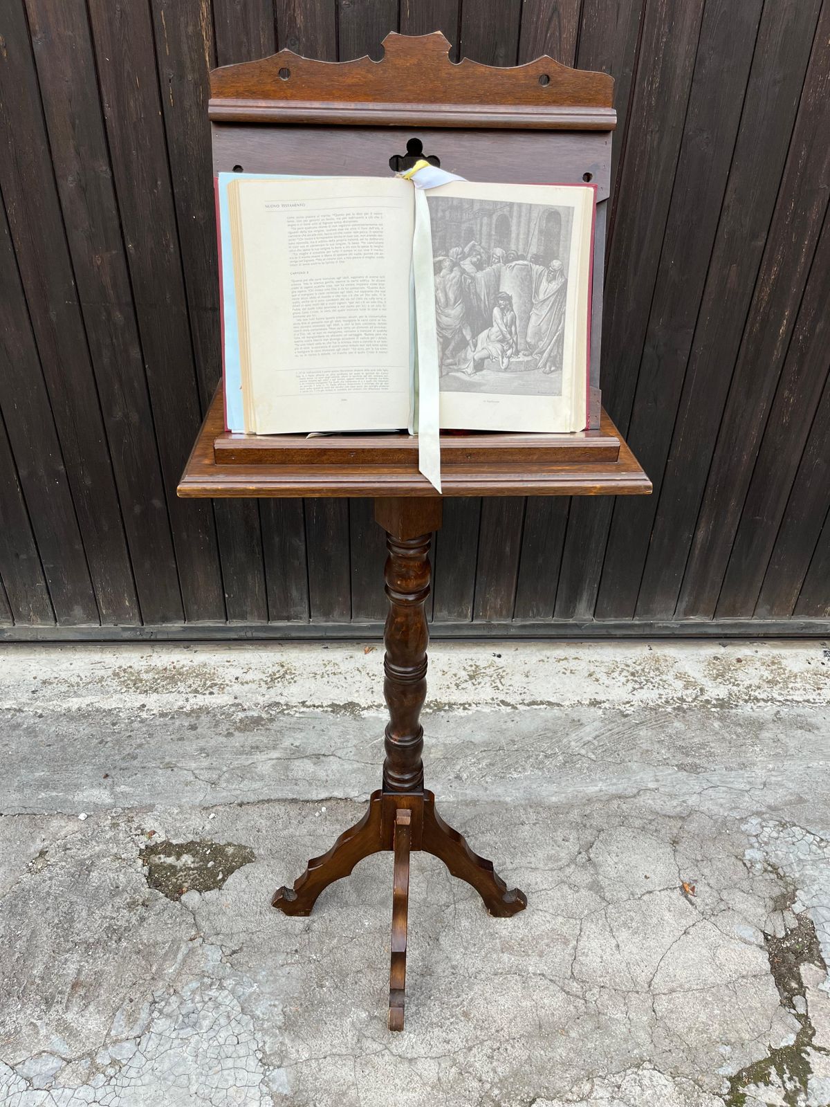 Mid Century Wooden Revolving Lectern, 1940s photo vinterior