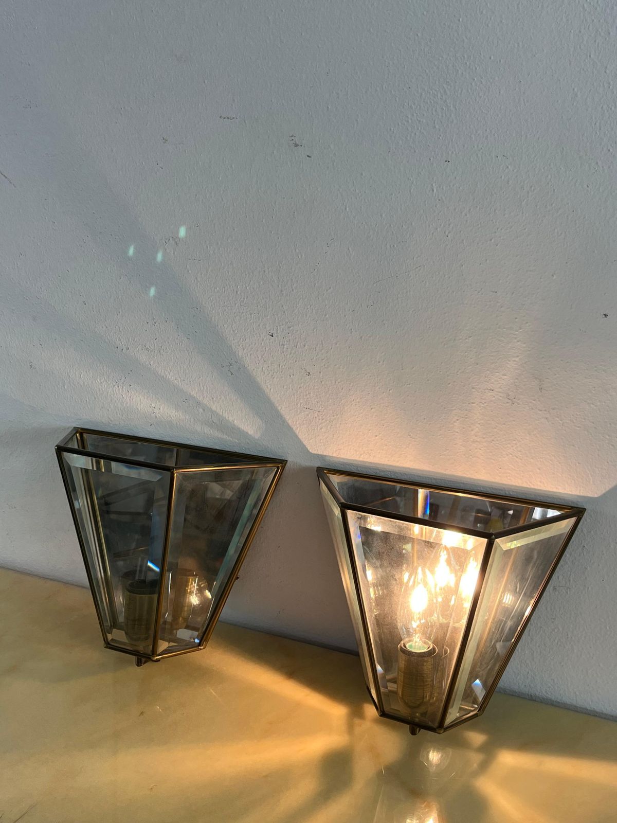 photo furniture Set Of 2 Mid Century Brass Glass Mirror Wall Lamps, Made In Italy 1950s