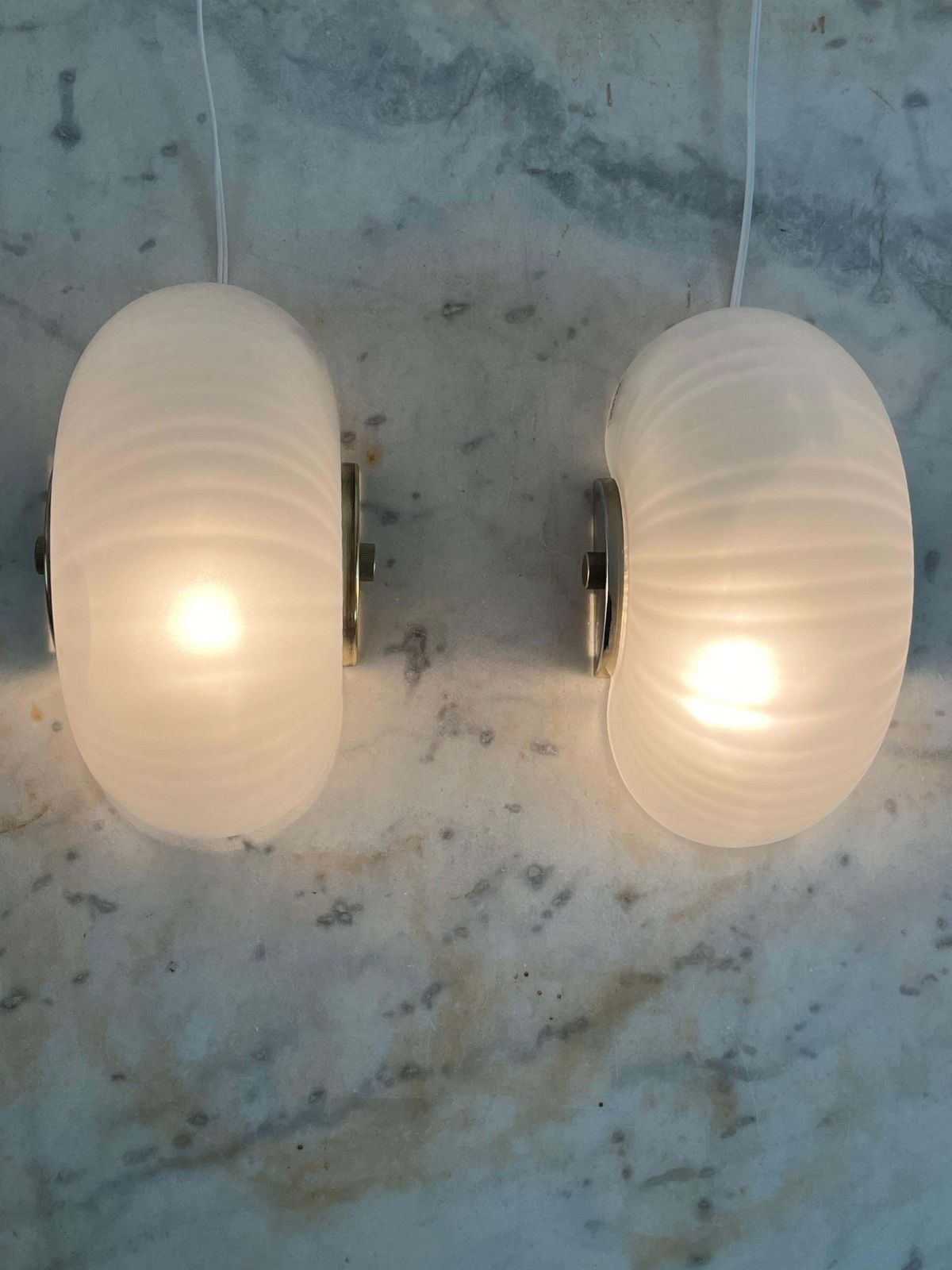 photo for sale Set Of 2 Mid Century Murano Glass And Brass Shell Wall Lamps, Veluce 1960s