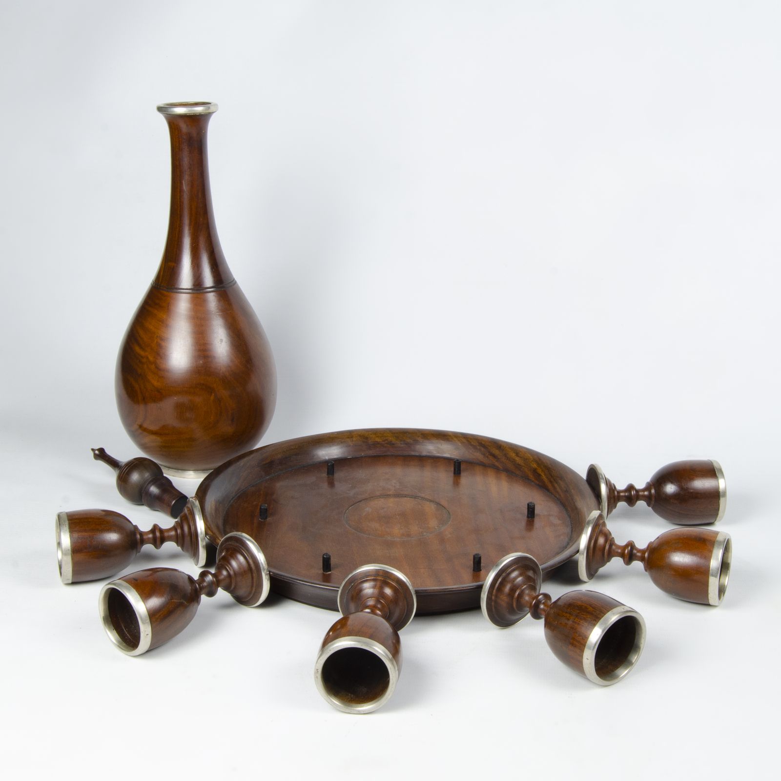Late 19th Century German Wood And Silver Decanter Set With Tray And Six Glasses By The Company Gebrüder Kühn photo vinterior