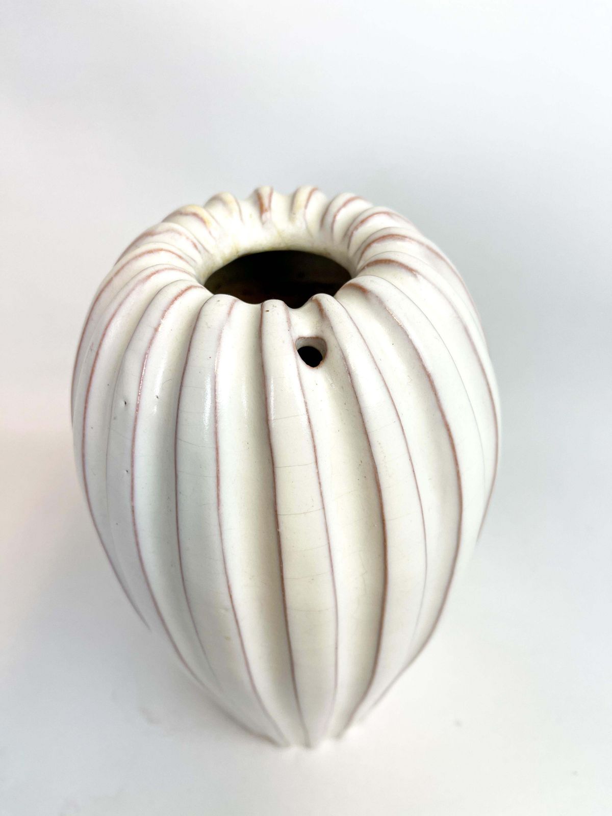 Midcentury Vase By Vicke Lindstrand, 1940s, Sweden photo vinterior