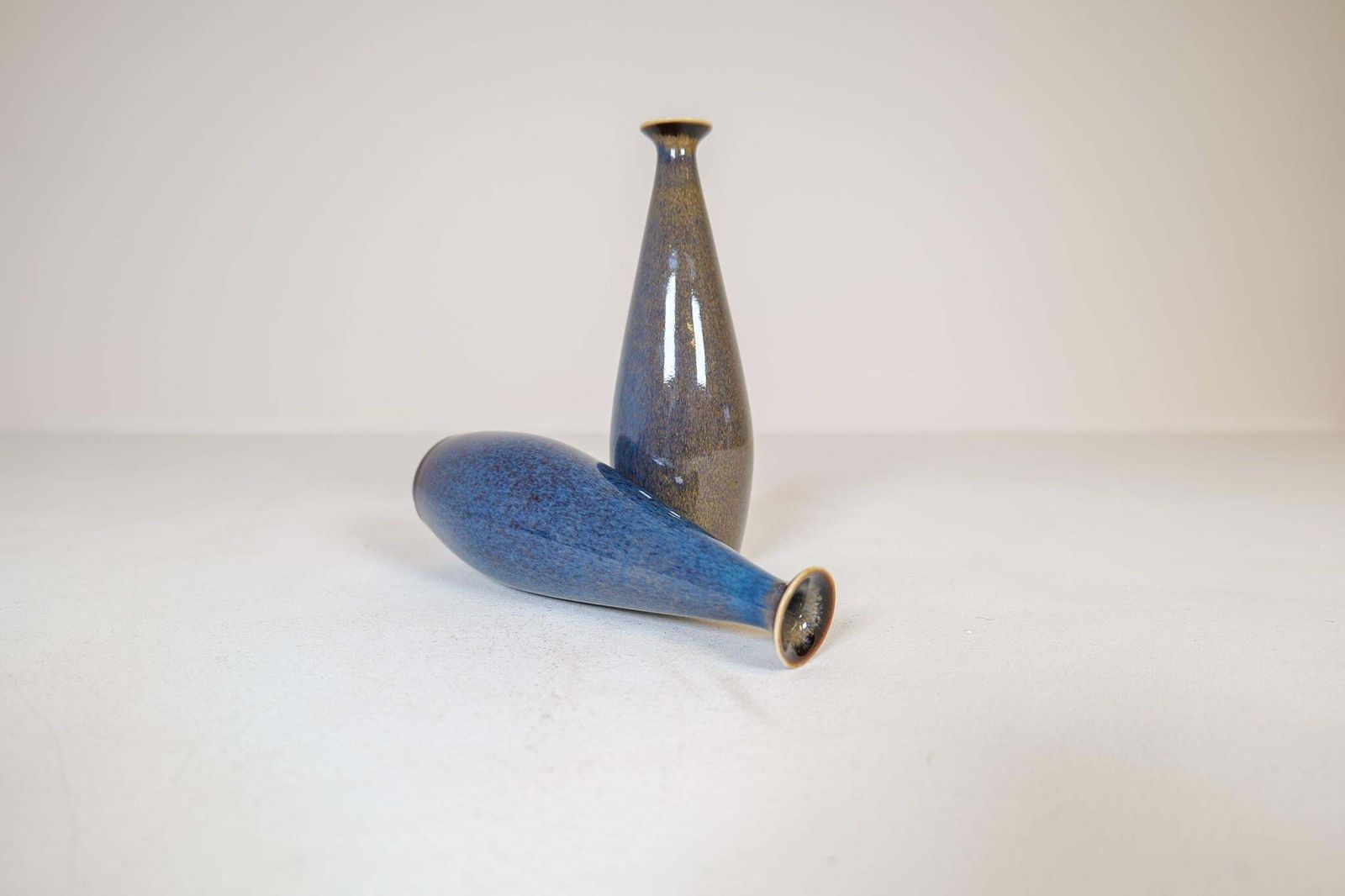 Mid Century Modern Pair Of Vases By Carl Harry Stålhane, Rörstrand Sweden 1950s photo vinterior