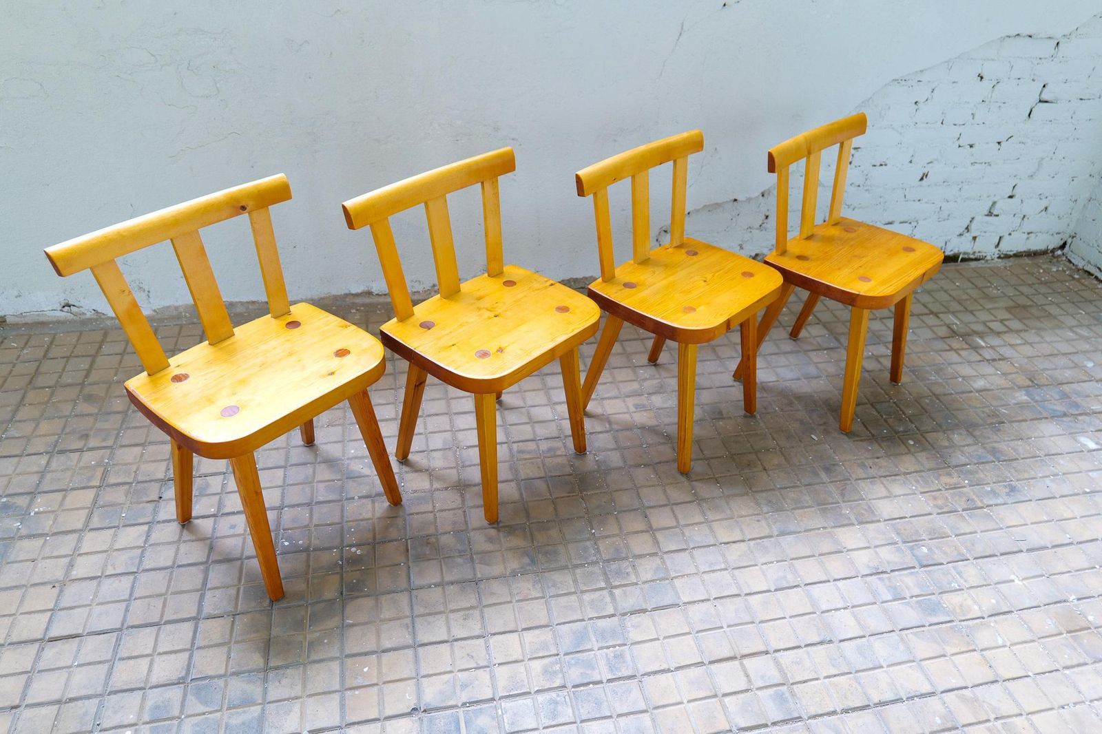 Swedish Modern Set Of 4 Dining Chairs In Pine photo Furniture