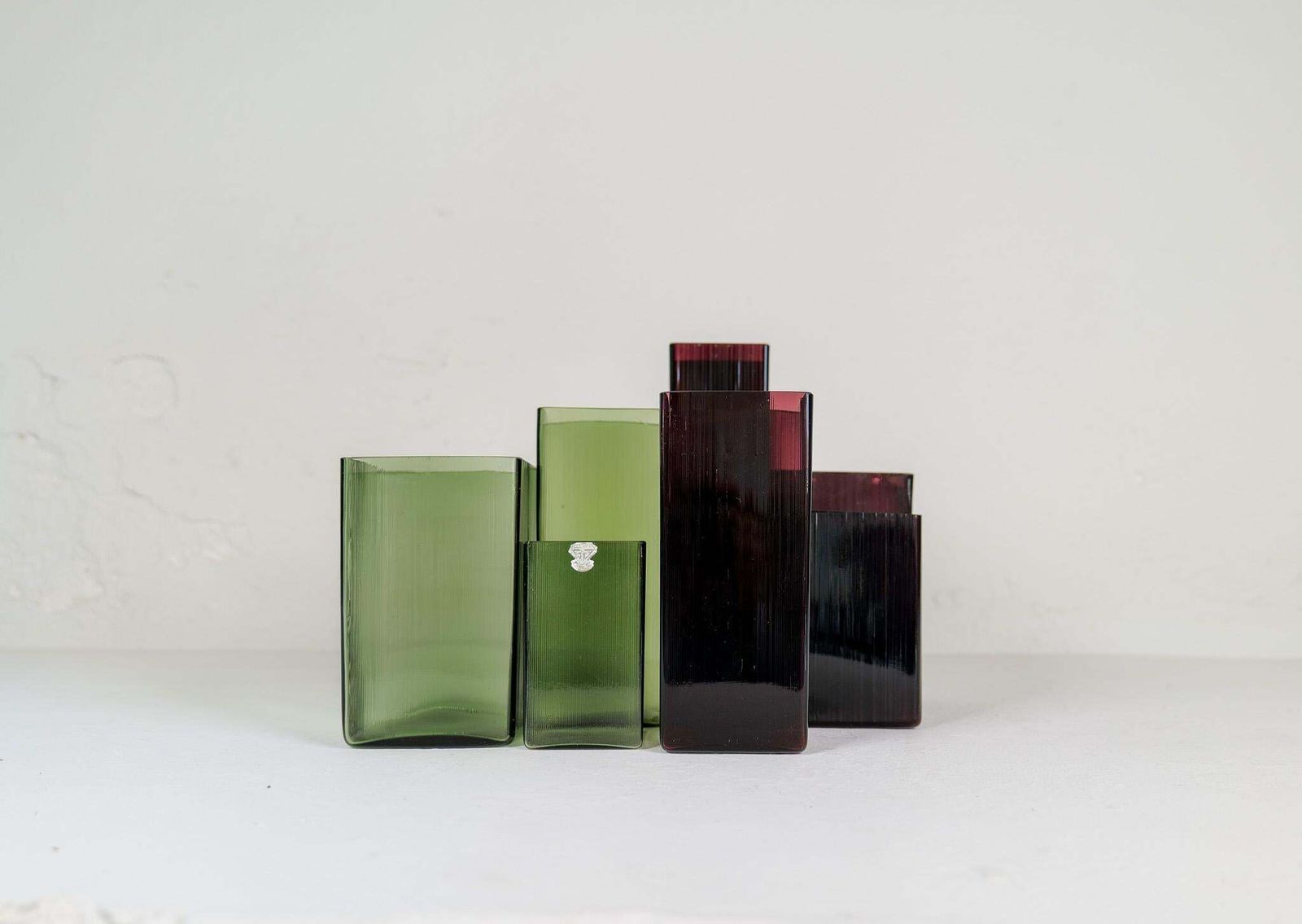 Midcentury Collection Of Seven "Ice" Gullaskruf Vases, Sweden, 1960s photo vinterior