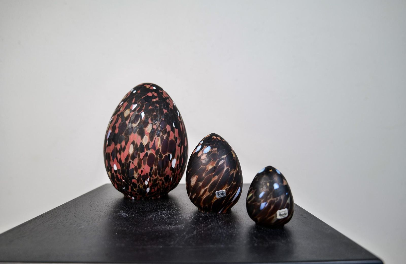 Scandinavian Modern Set Of 3 Eggs Monica Backstrom Kosta, Sweden, 1970s photo furniture