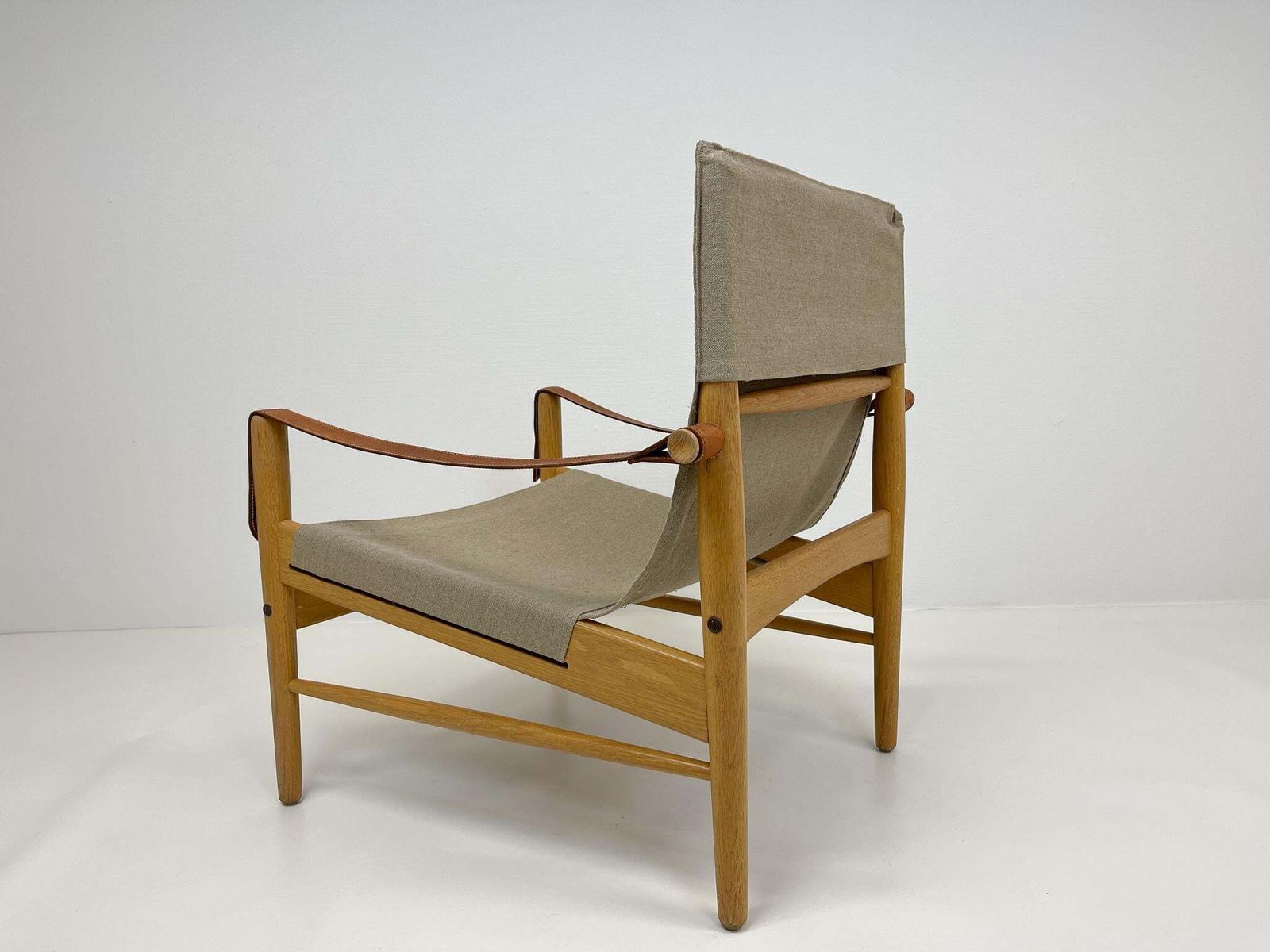 photo furniture Mid Century Lounge Chair Hans Olsen ”Gazelle” Chair, 1960s Sweden