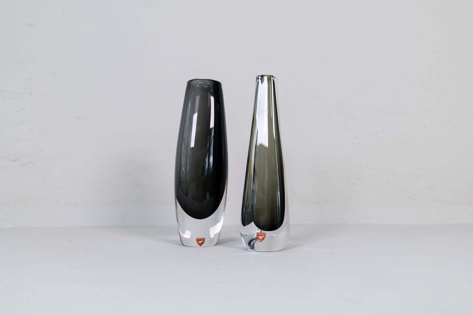 Mid Century Modern Nils Landberg Orrefors Set Of 2 Vases, Circa 1950s, Sweden photo for sale