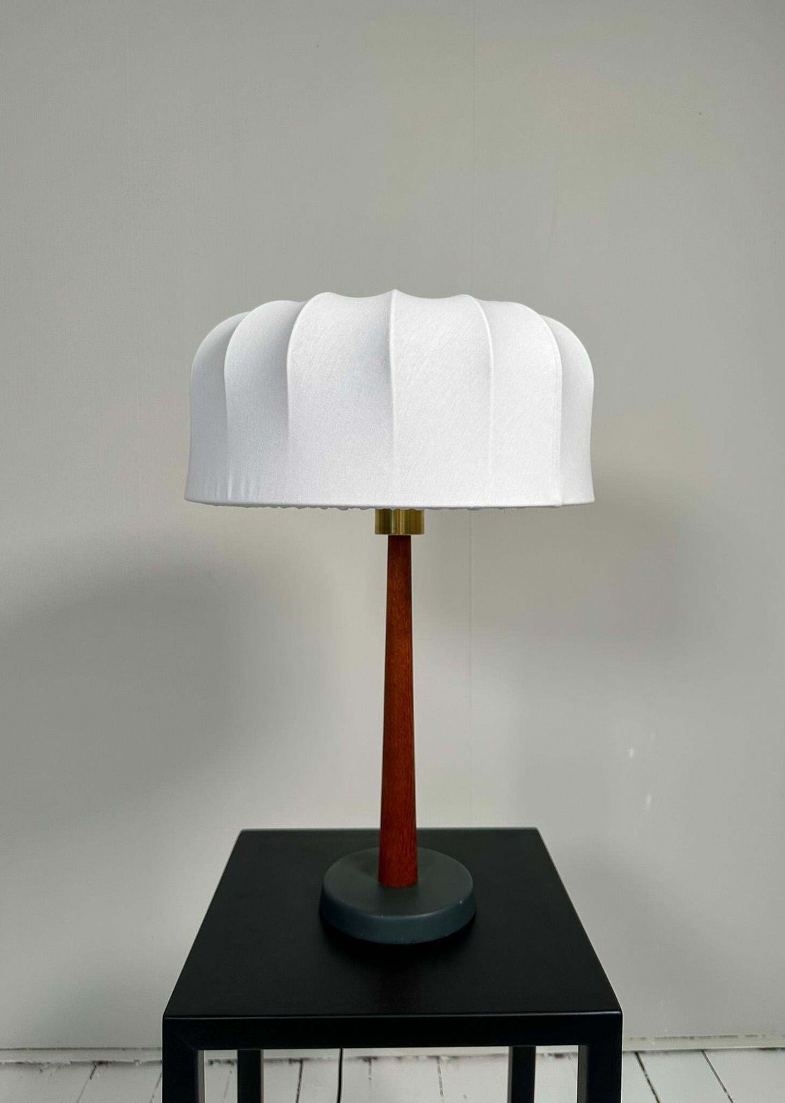 Midcentury Teak And Cotton Table Lamp By Einar Bäckström, Sweden, 1950s photo for sale