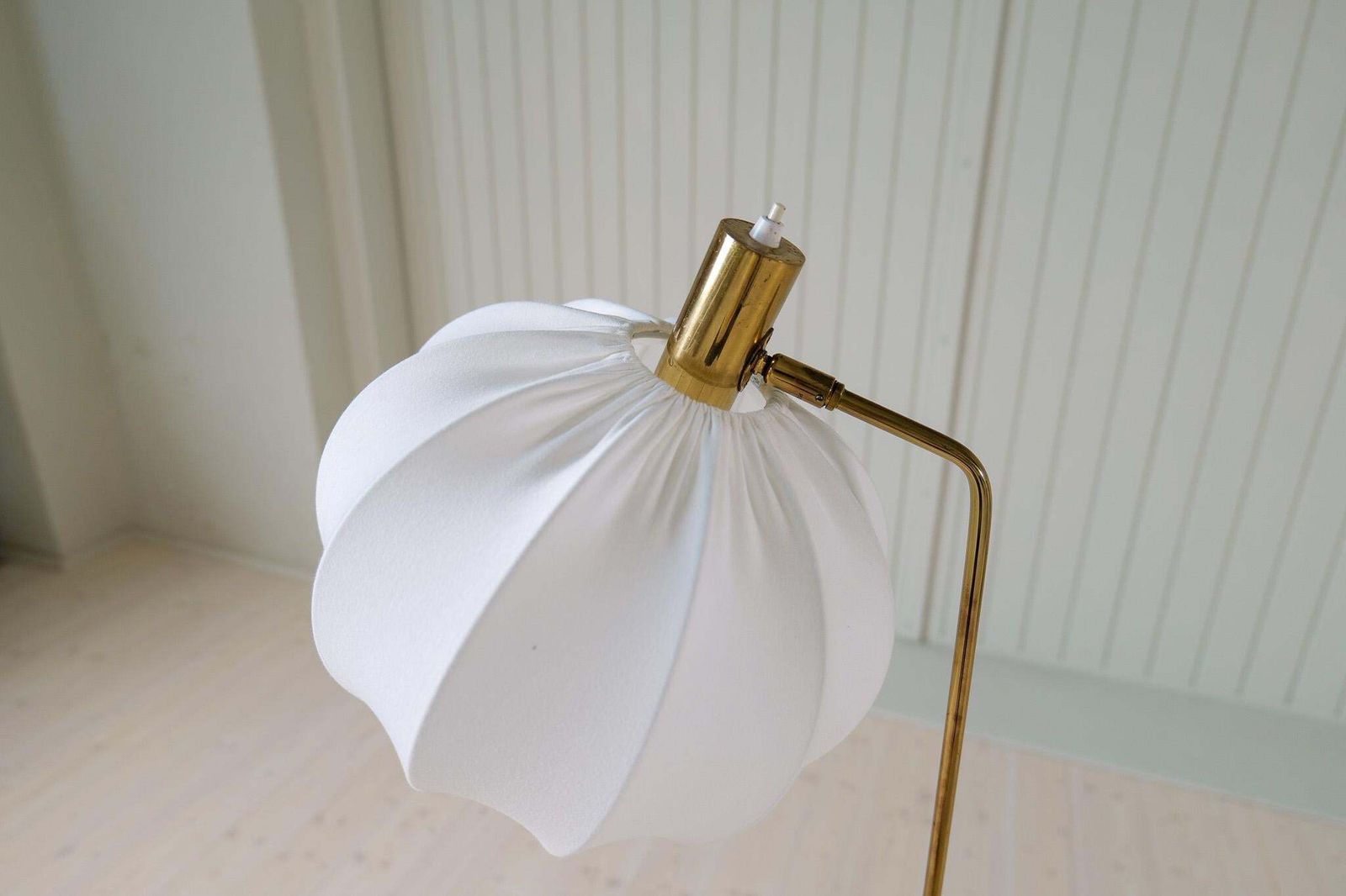Midcentury Modern Brass Floor Lamp Bergboms G 03, Sweden, 1960s photo vinterior