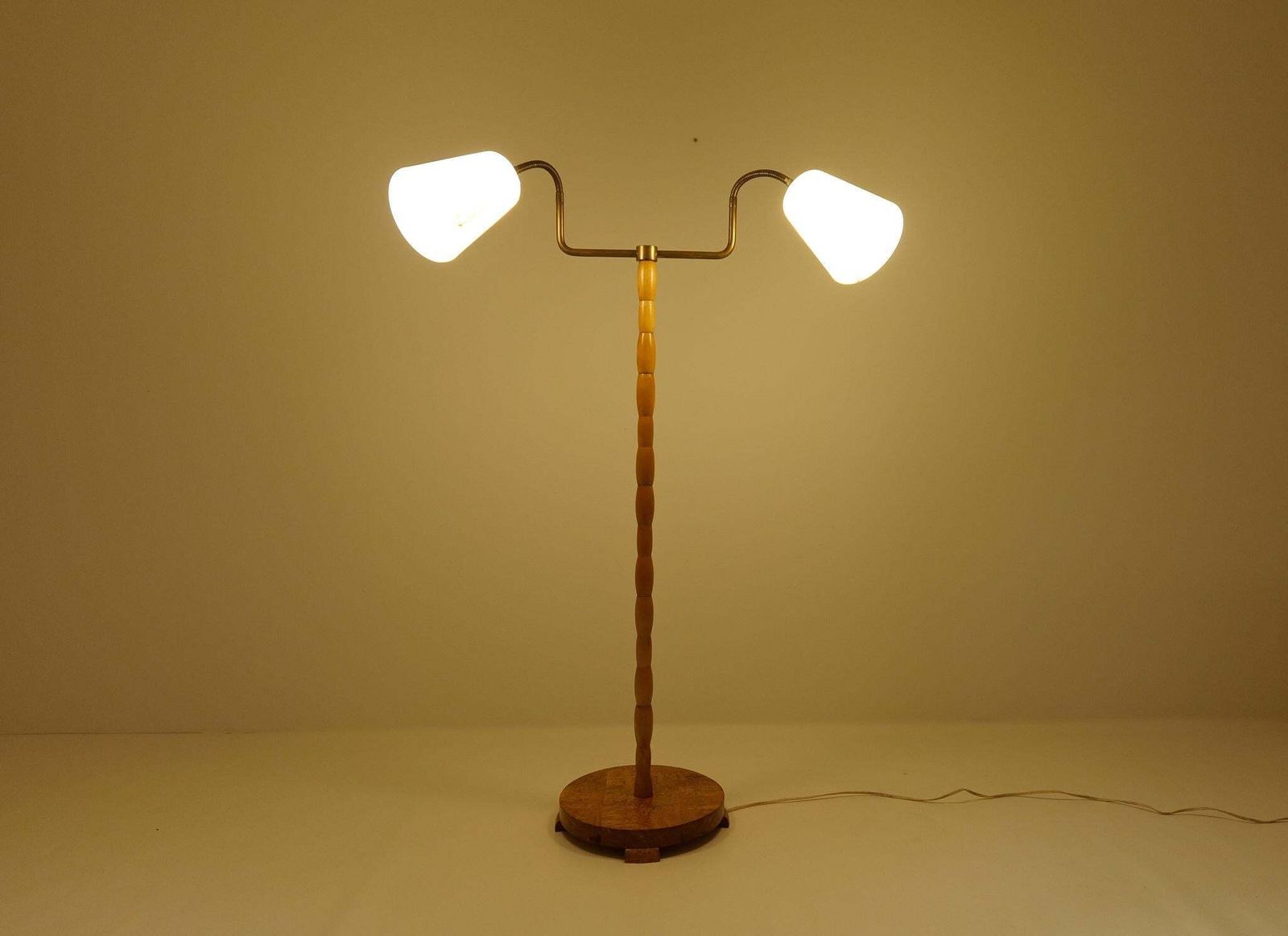 photo buy Midcentury Organic Floor Lamp In Birch And Brass Sweden, 1950s