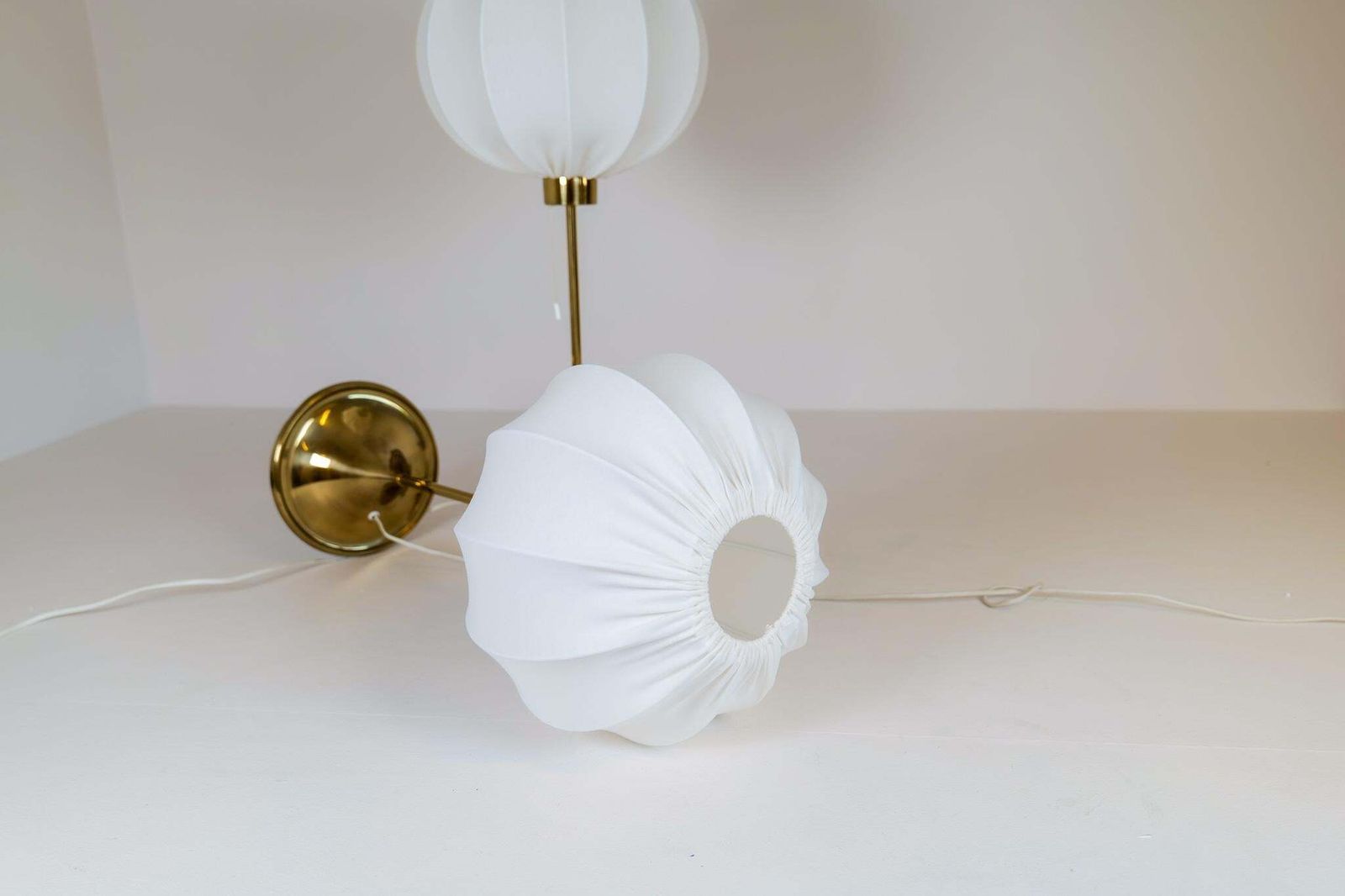 photo vinterior Midcentury Pair Of Bergboms B 024 Table Lamps, 1960s, Sweden