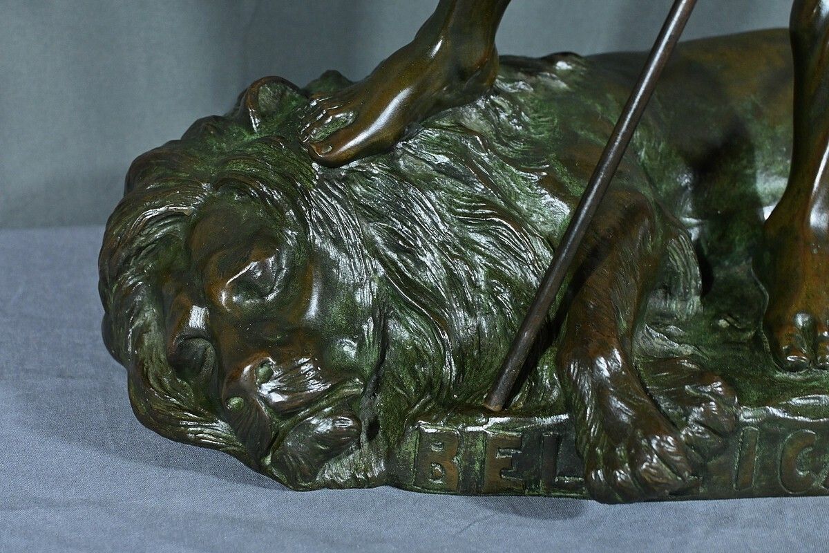 Art Important Bronze “The Lion Hunter” By H. Fugère – Late 19th Century photo