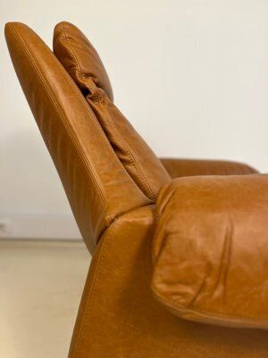 Set Of P60 Lounge Chair And Ottoman Attributed To Vittorio Introini photo vinterior