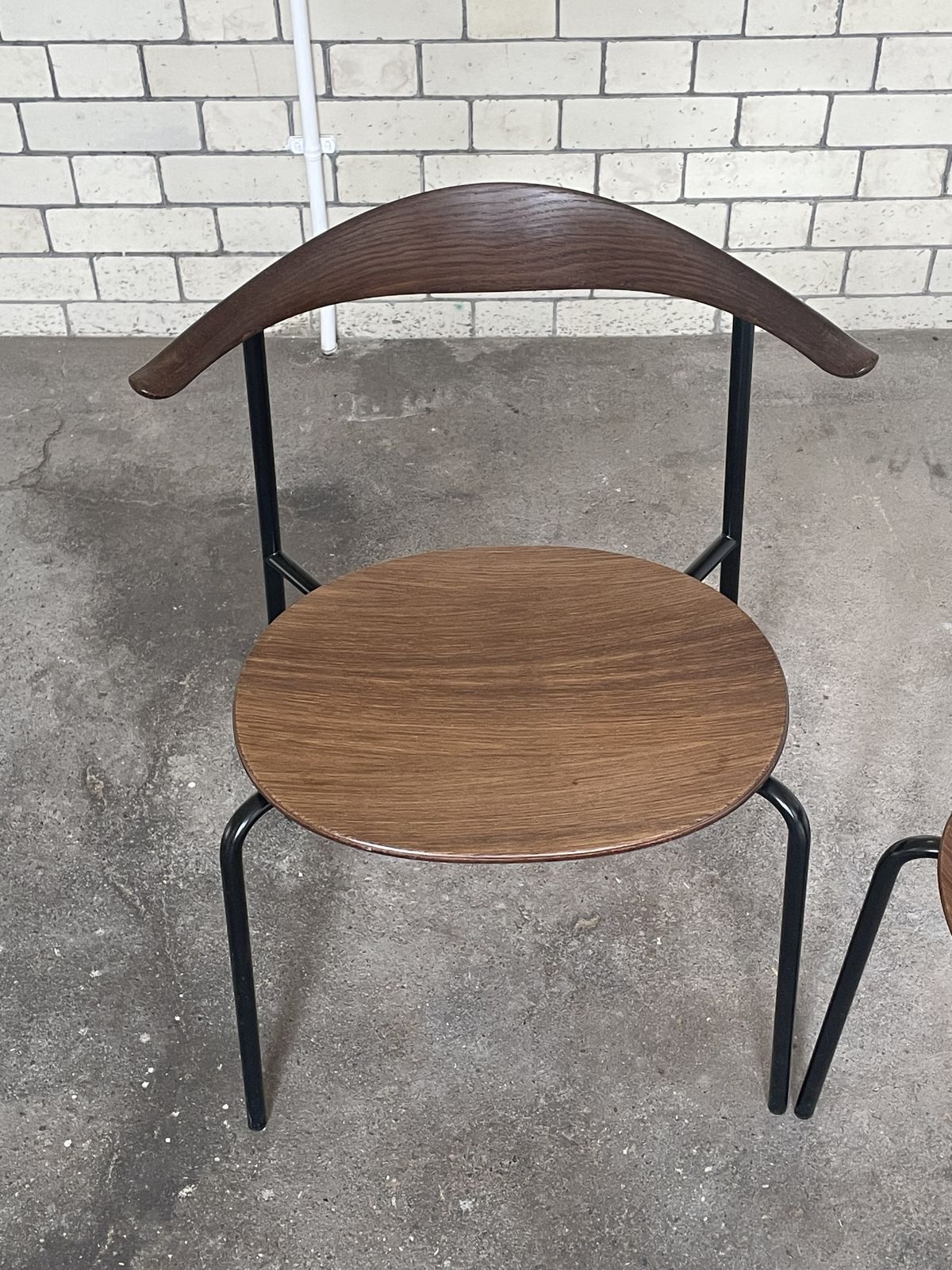 2x Carl Hansen & Søn Ch88t Chairs Designed By Hans J Wegner In Oak With Black Powder Coated Frame photo furniture