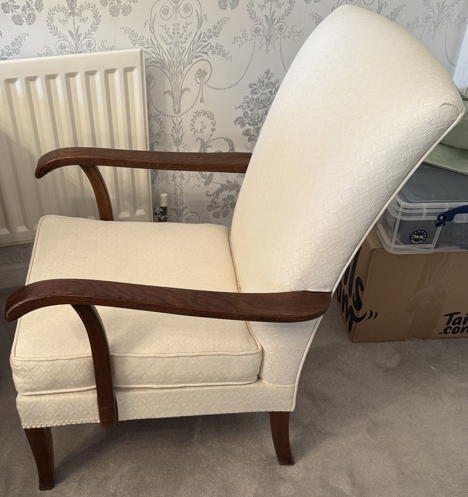 Professionally Reupholstered Parker Knoll Pk 717 Armchair photo Furniture