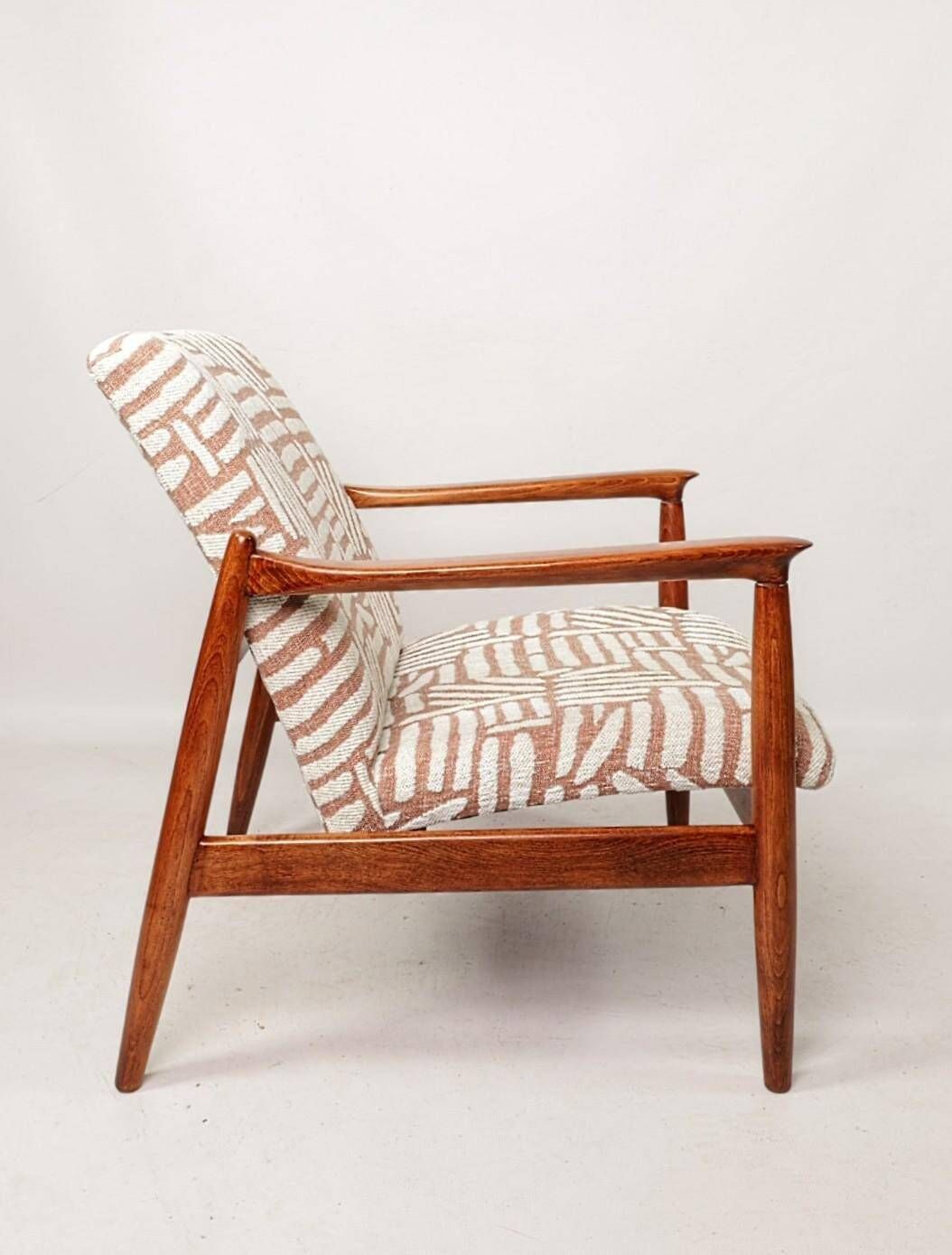 Jacquard Vintage Armchair By Edmund Homa Gfm 64, 1960s, Poland Refurbished Mcm Design