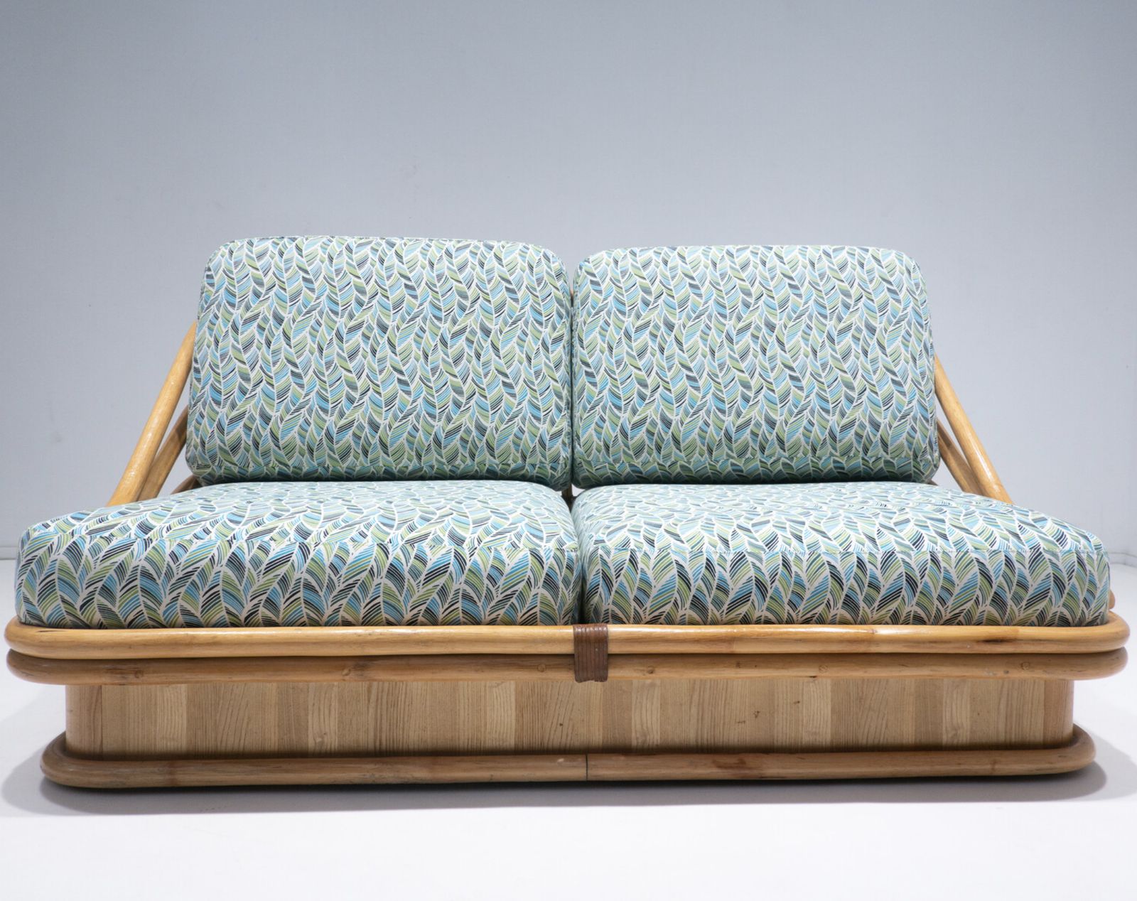 Rattan Sofa By Vivai Del Sud, 1970s – New Upholstery photo 3190.0
