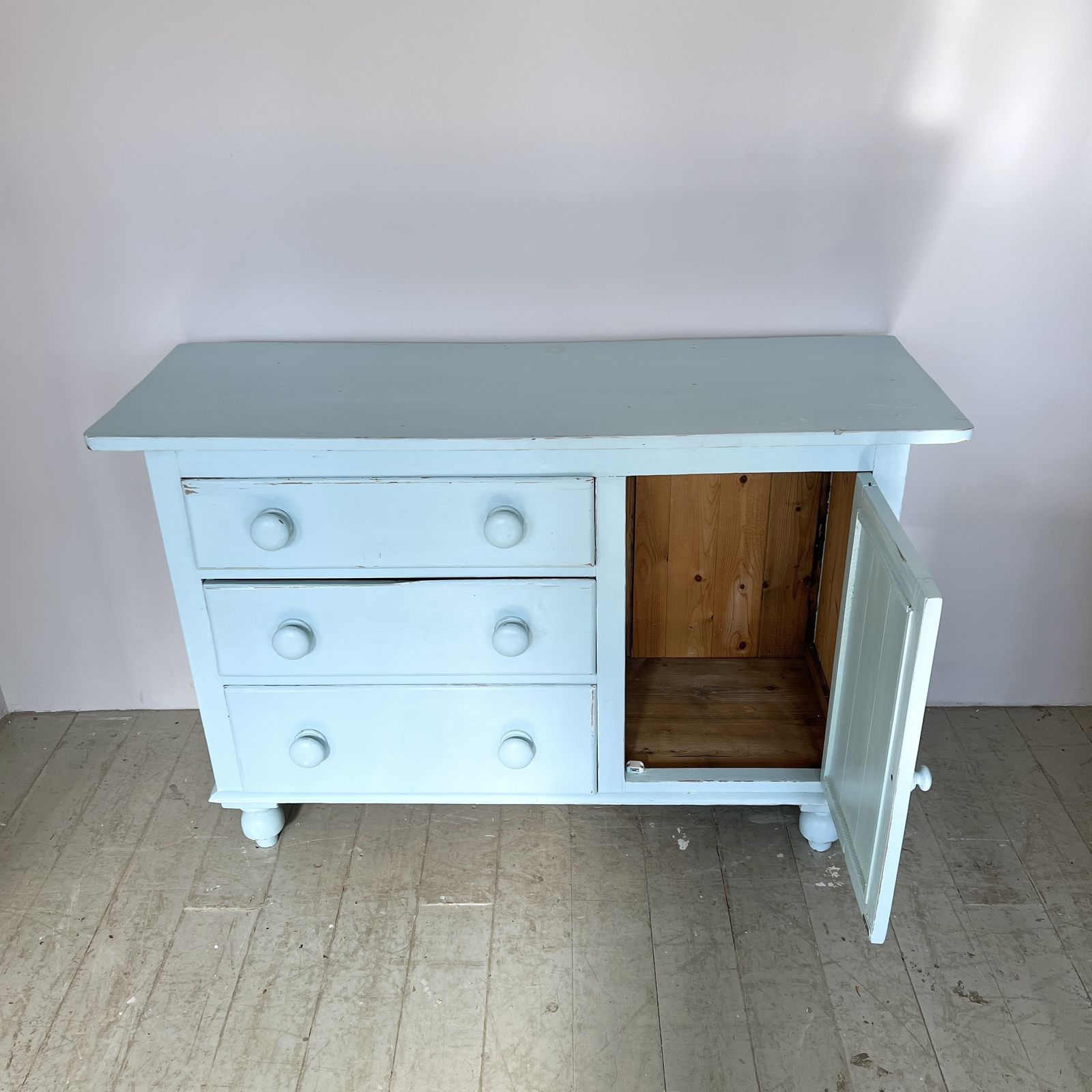 Blue Painted Sideboard photo 495.0
