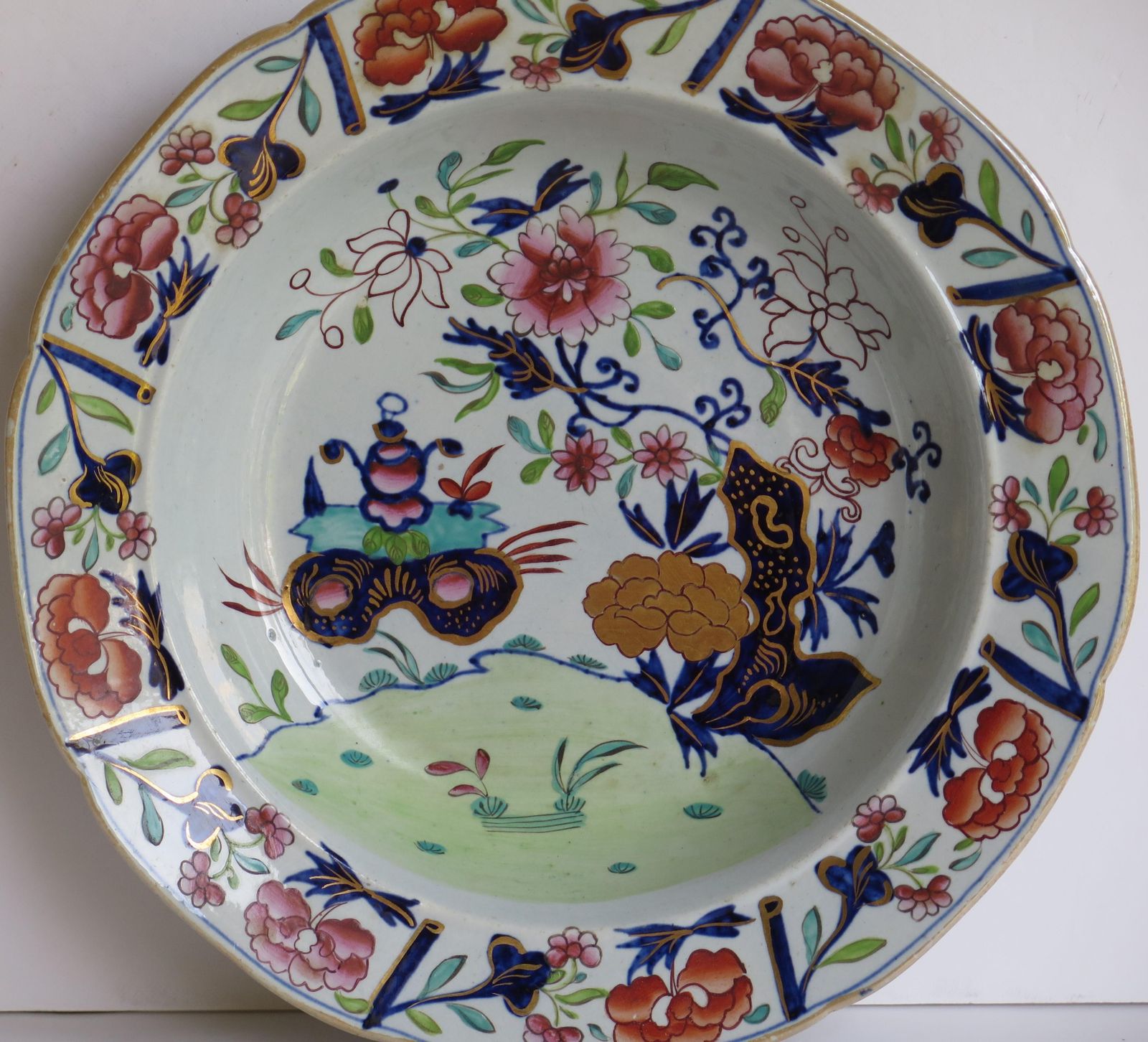 Georgian Mason's Soup Bowl Or Plate In Small Vase Flowers And Rock Ptn, Ca 1818 photo vintage