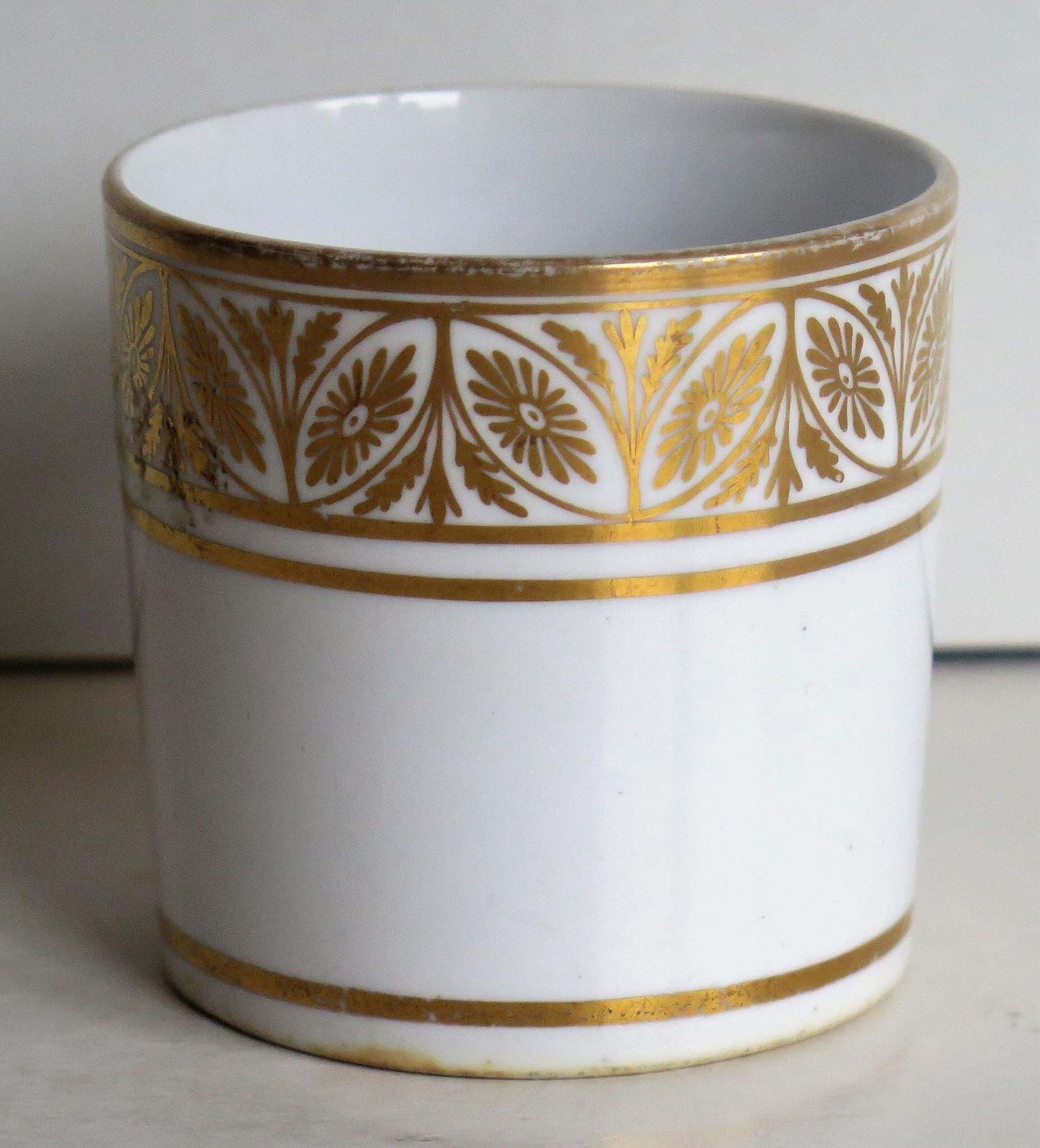 Early 19th Century Spode Porcelain Coffee Can All Hand Gilt Pattern, Circa 1810 photo 148.0