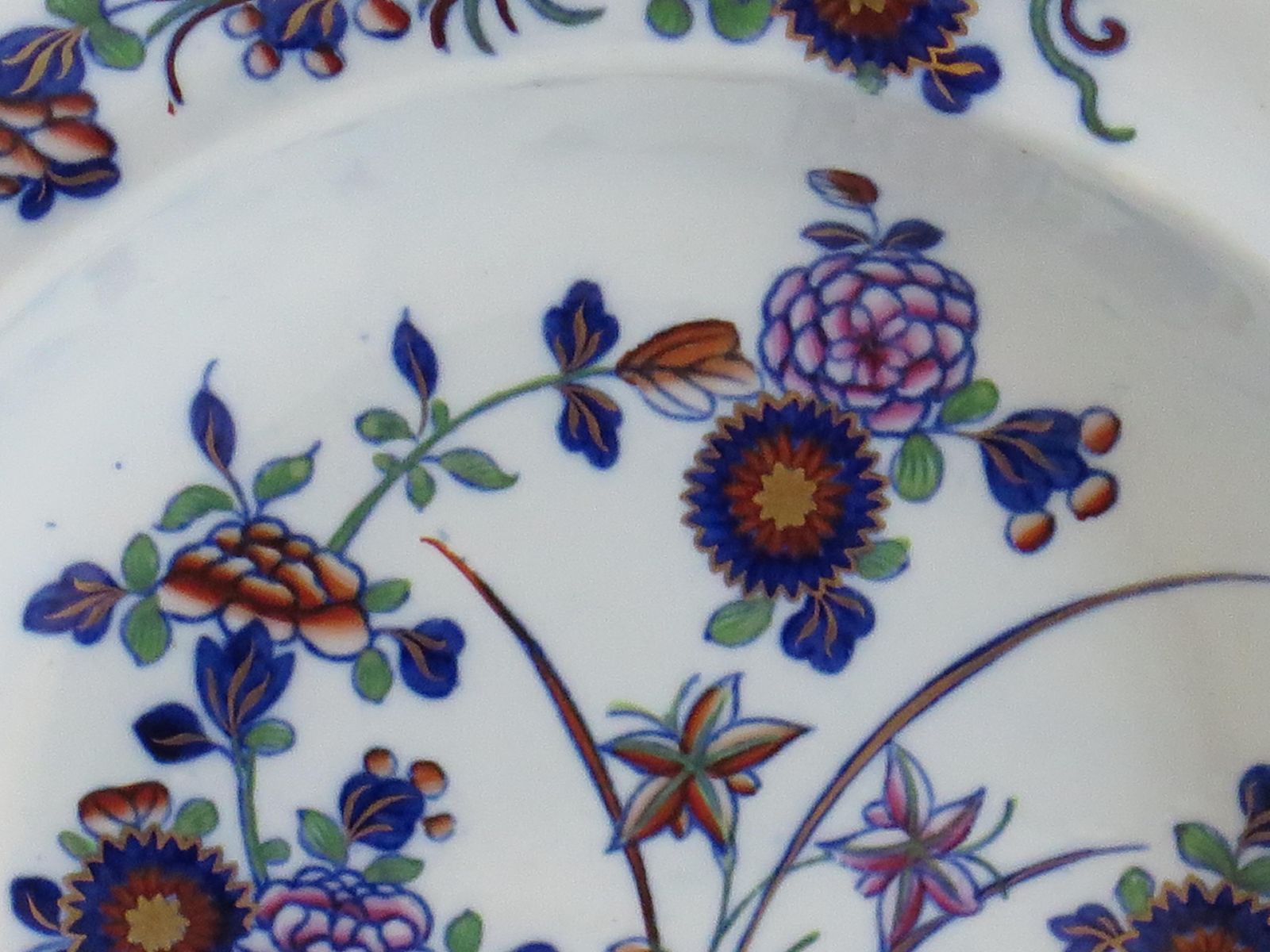 photo furniture Georgian Spode Soup Bowl Or Deep Plate In Chinese Flowers Pattern, Circa 1820