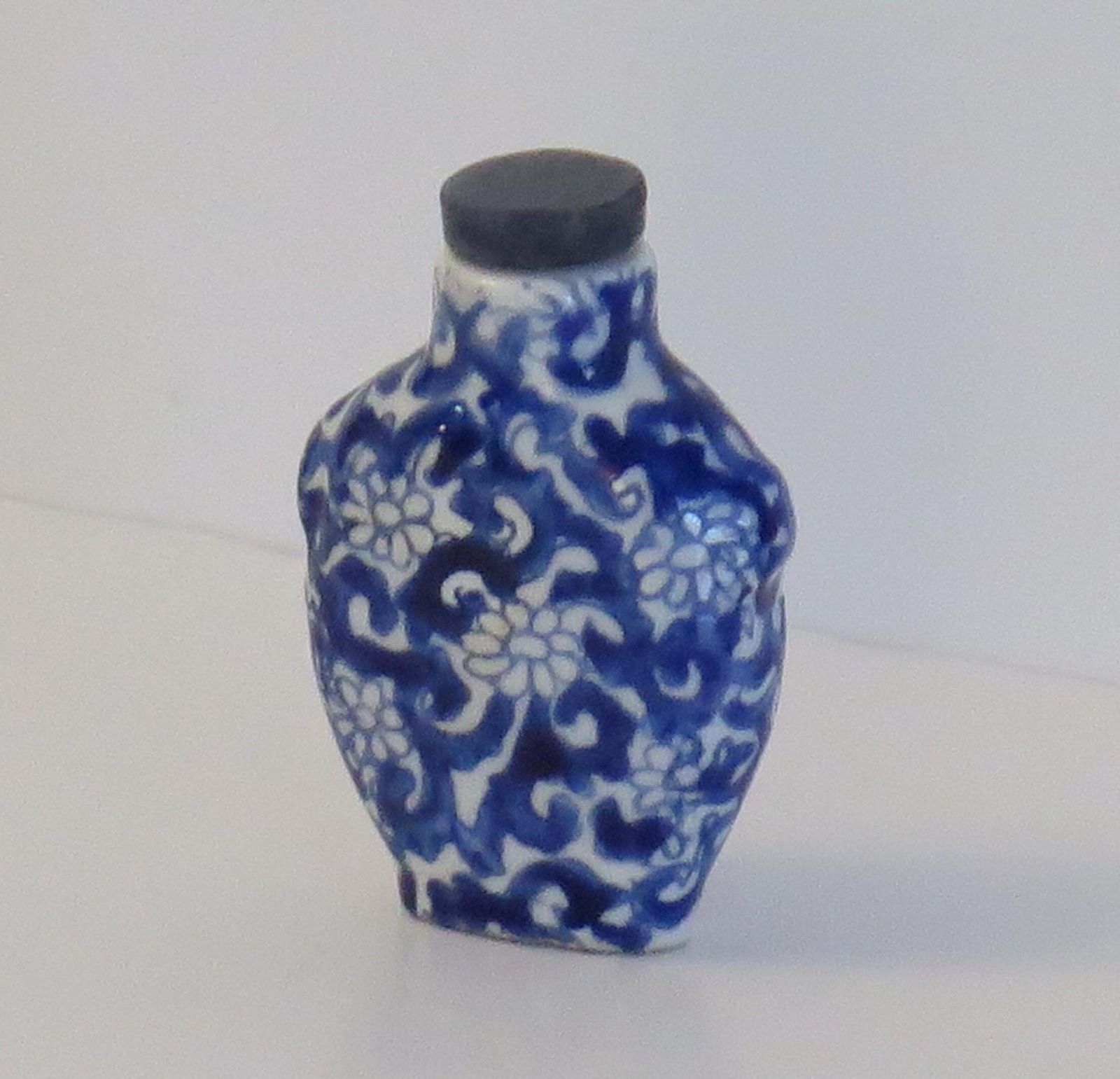 Chinese Porcelain Snuff Bottle Blue & White Hand Painted, Circa 1940 photo Home Decor