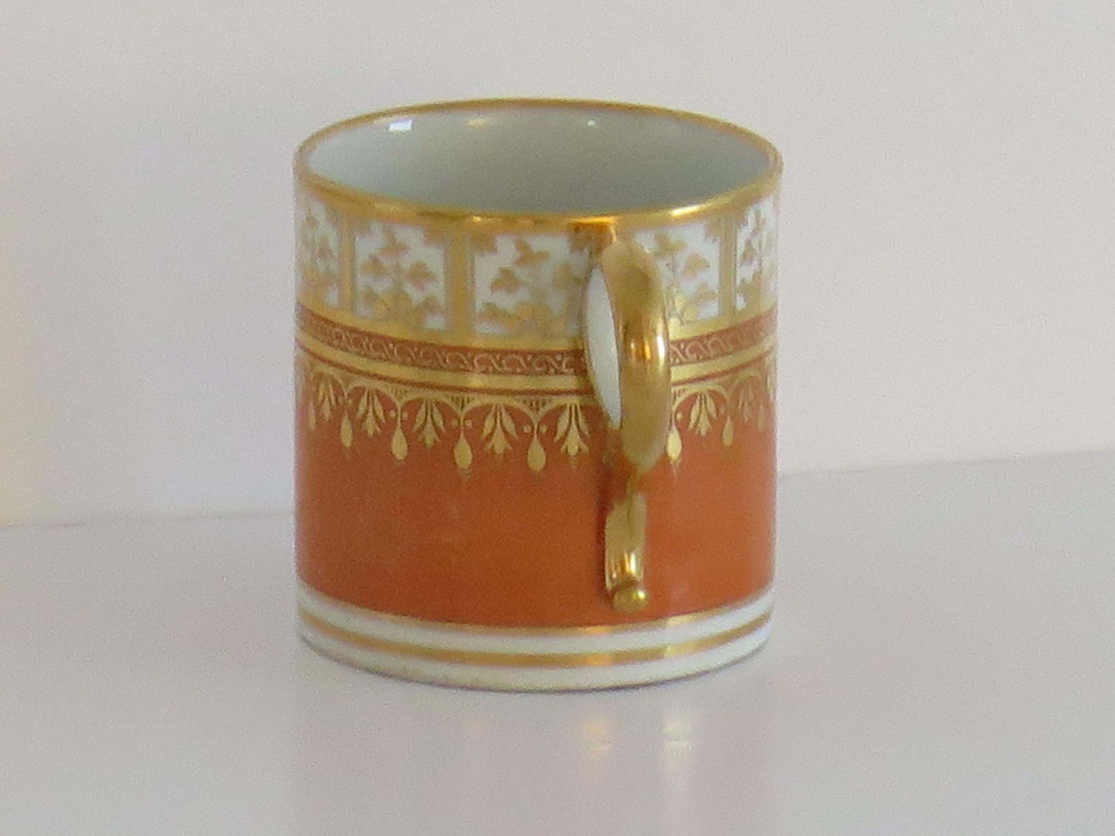 photo furniture Georgian Worcester Barr Period Coffee Can Porcelain Hand Painted, Circa 1800