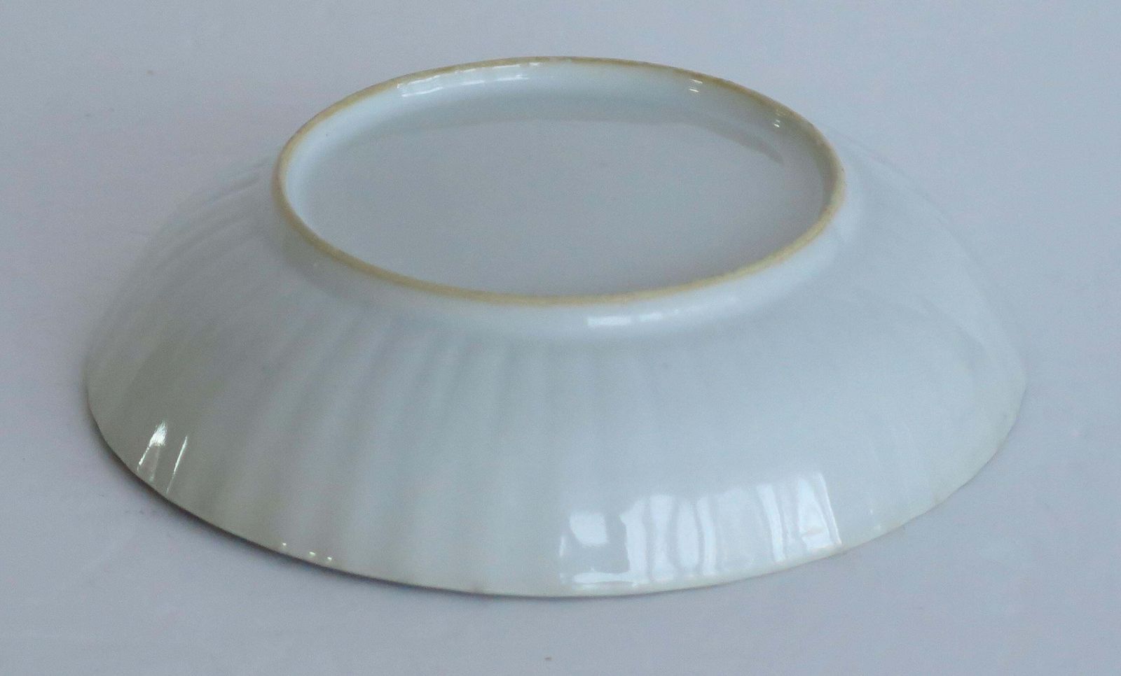photo furniture 18th Century Chinese Porcelain Dish Blue And White Hand Painted, Qing Qianlong