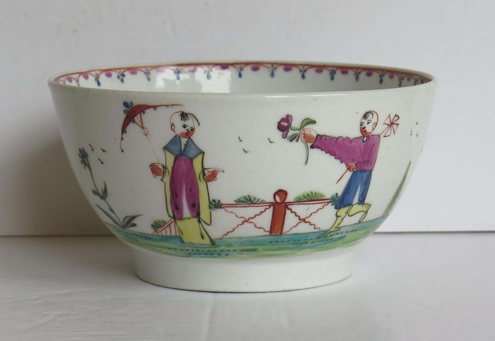 Early New Hall Porcelain Bowl Chinese Figures Lady With Parasol Ptn. 20, Ca 1790 photo vintage