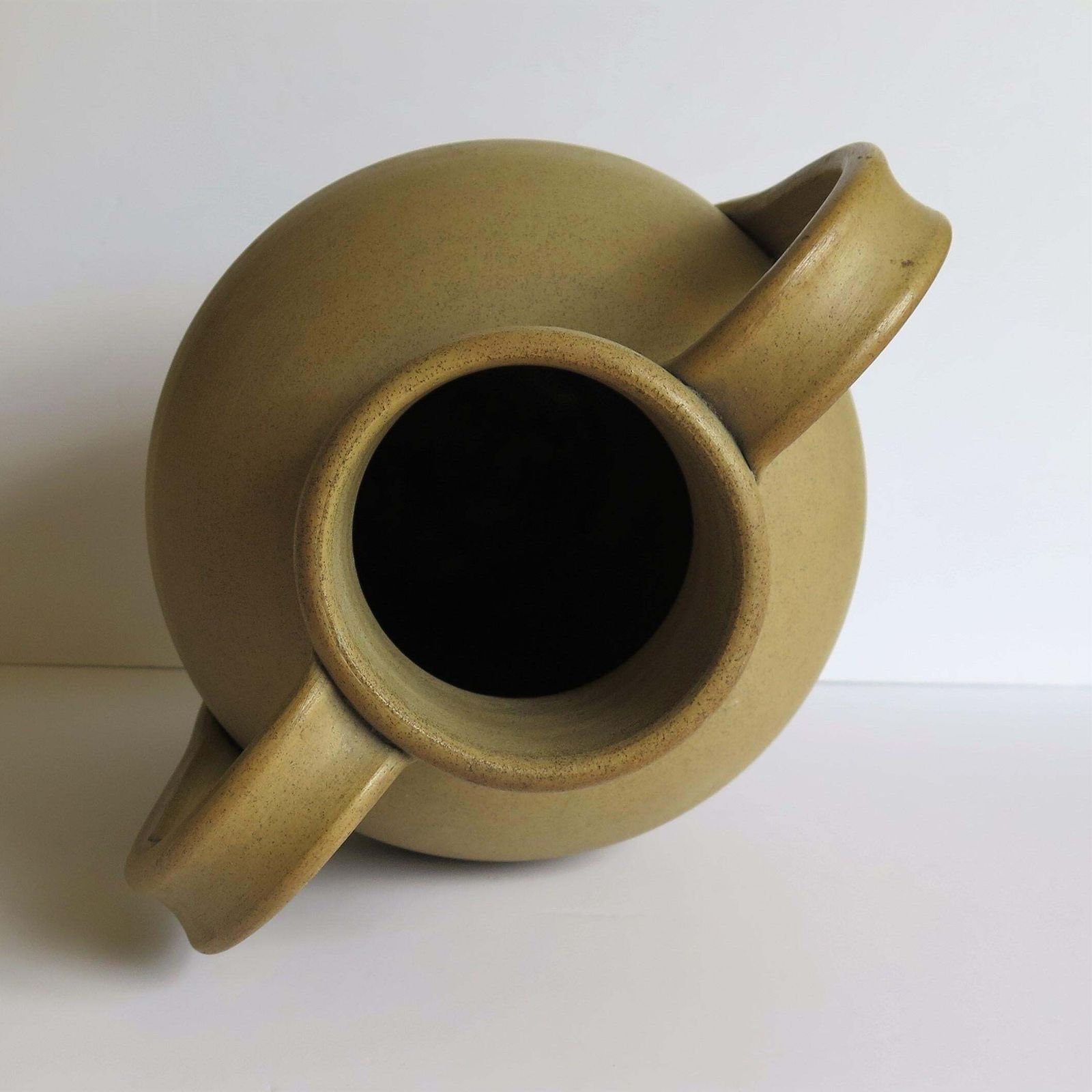 photo vinterior Large Stoneware Vase Or Urn By Moira Pottery Hillstonia Hand Potted, Circa 1935