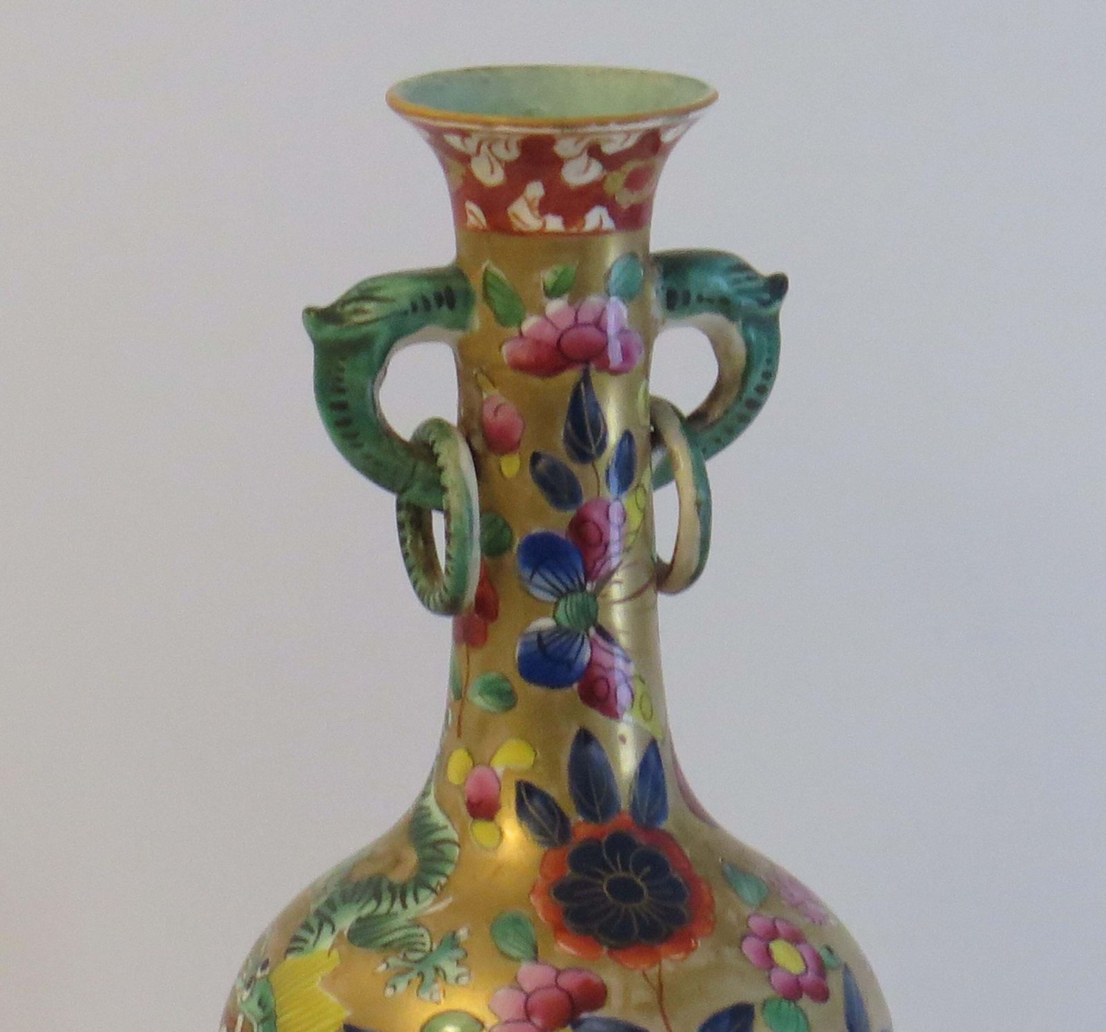 Masons Ironstone Bottle Vase In Chinese Dragon Pattern Very Rare, Circa 1820 photo for sale