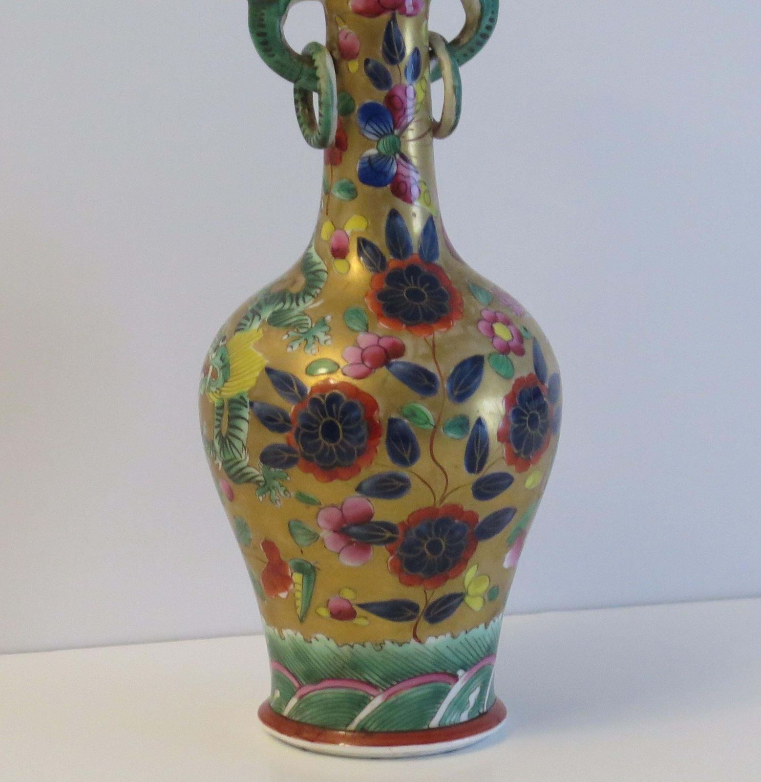 Masons Ironstone Bottle Vase In Chinese Dragon Pattern Very Rare, Circa 1820 photo 465.0