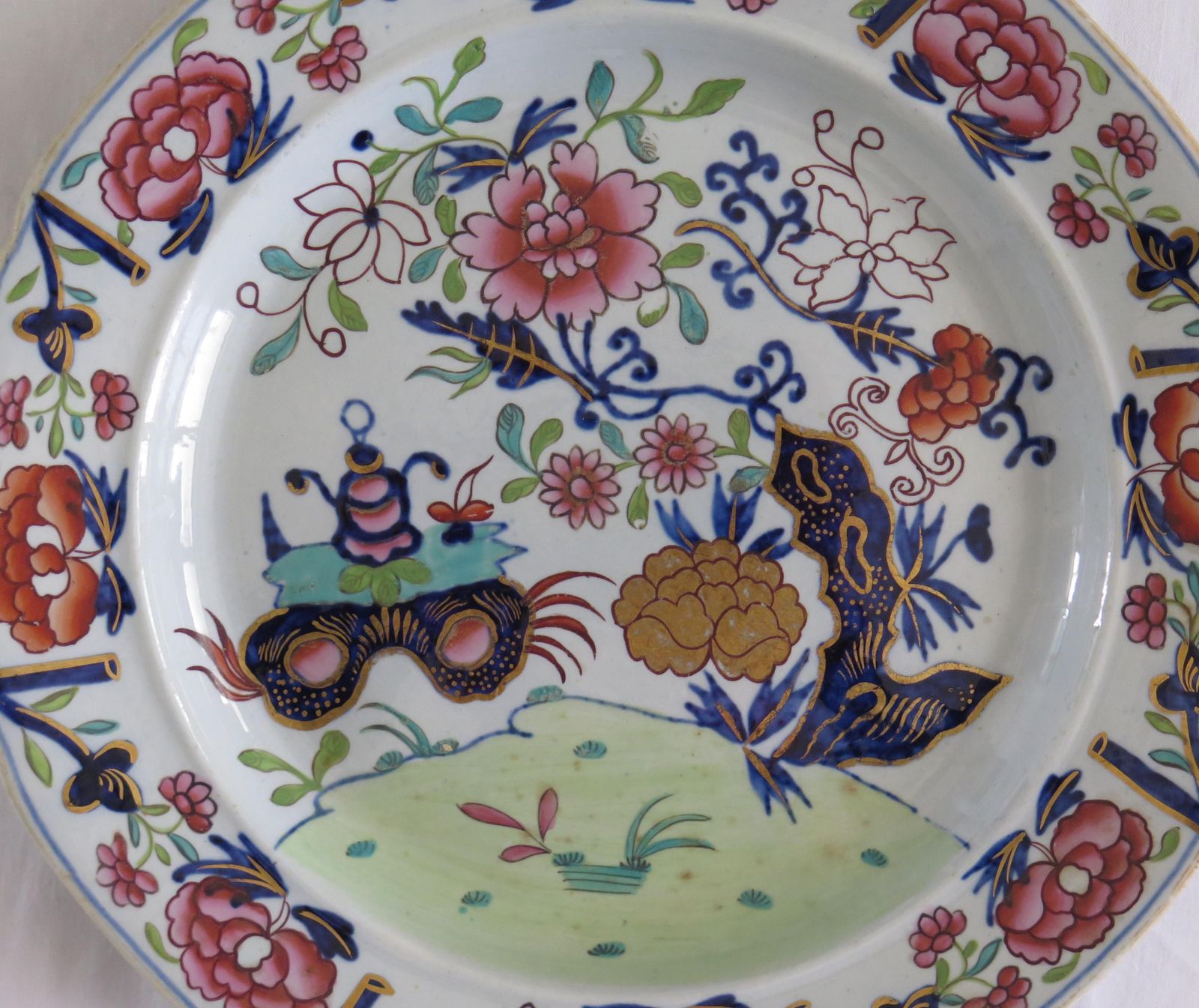 875.0 Set Of Six Masons Dinner Plates In Small Vase Flowers And Rocks Ptn, Ca 1818 photo