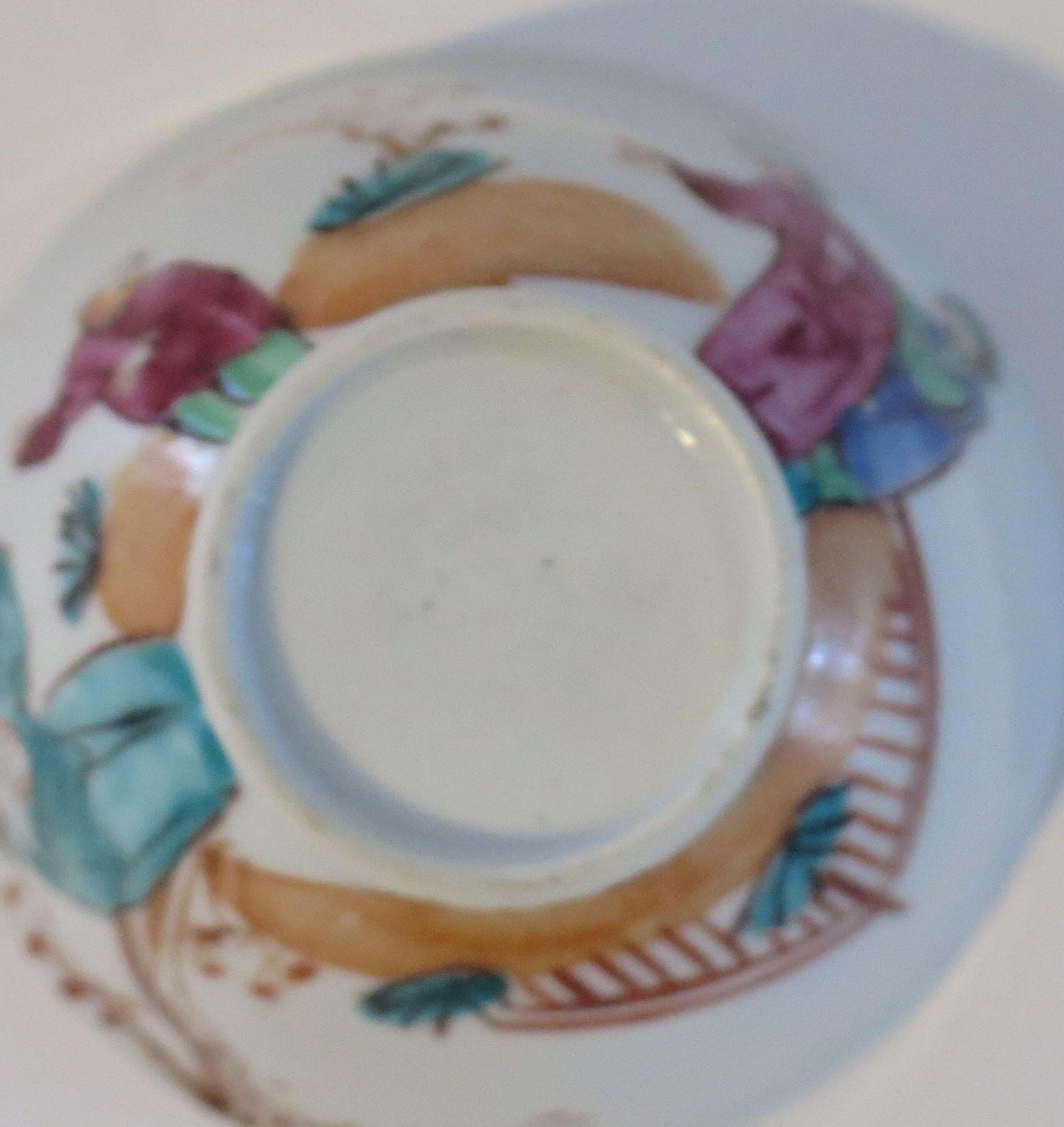 photo vinterior Chinese Porcelain Tea Bowl Hand Painted Famille Rose, Qing Qianlong Circa 1760