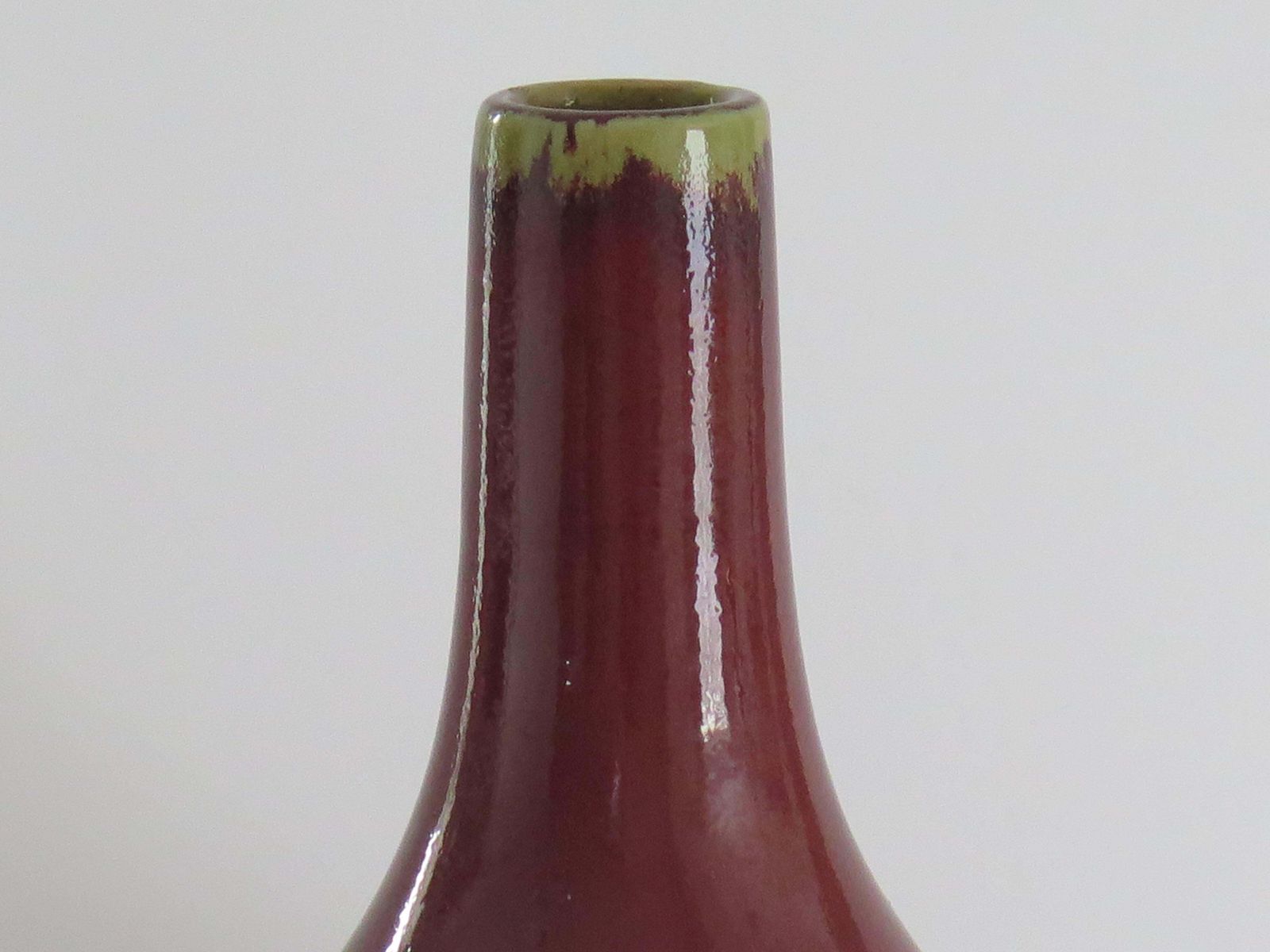 photo furniture Large 19thc Chinese Export Porcelain Vase  "Sang De Boeuf" Ox Blood Red, Qing