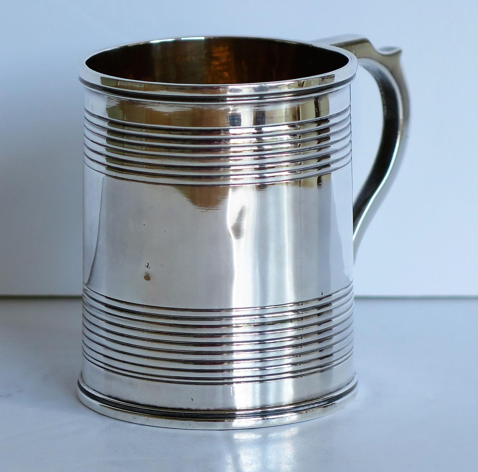 photo furniture Georgian Sterling Silver Christening Mug By Joseph Angell, London 1825