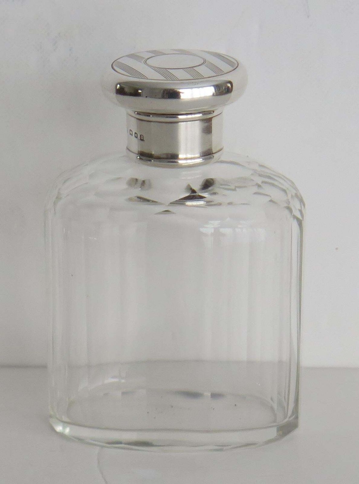 Crystal Glass Cologne Or Perfume Bottle Sterling Silver Top Art Deco London 1919 photo for sale