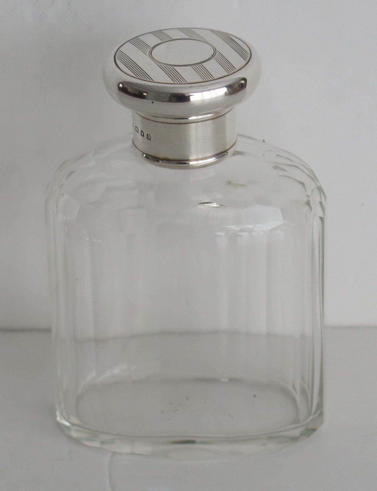 Crystal Glass Cologne Or Perfume Bottle Sterling Silver Top Art Deco London 1919 photo Home Decor