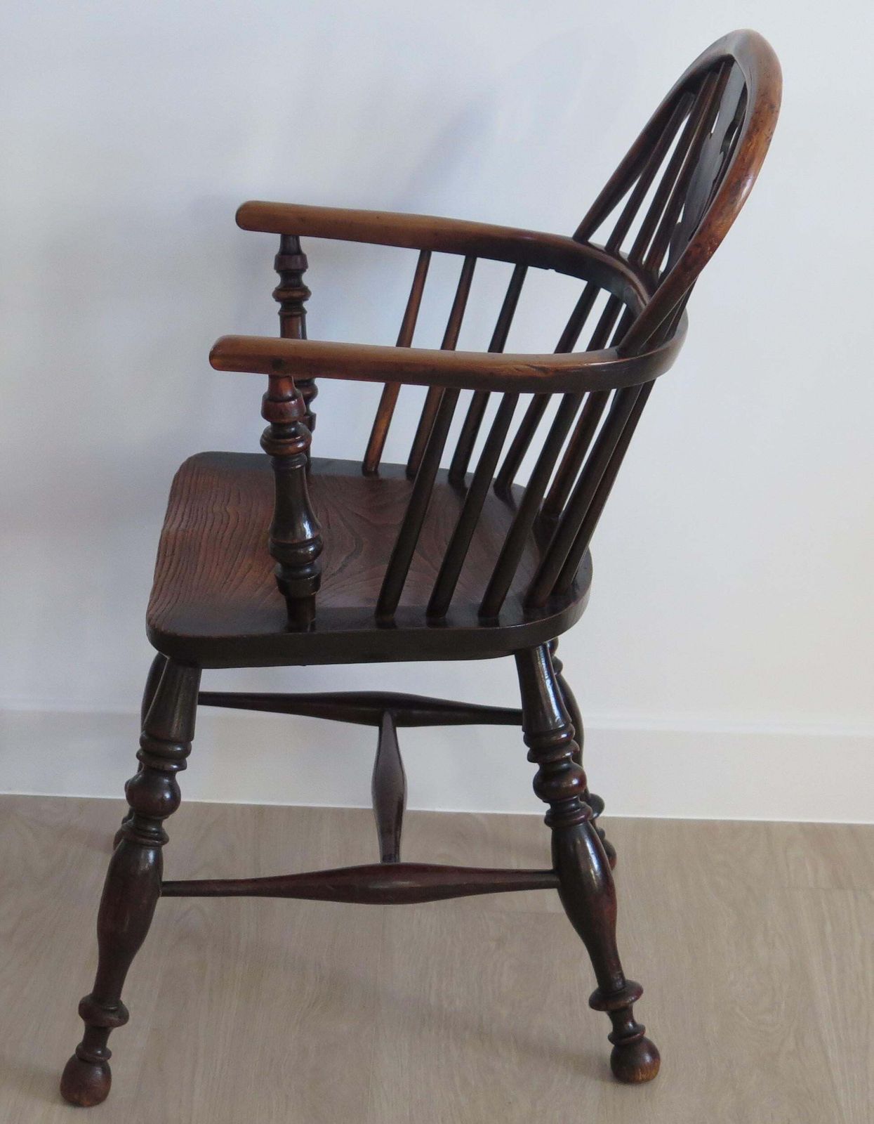 Yew Wood Low Back Windsor Armchair, North East Yorkshire England Circa 1850 photo vinterior